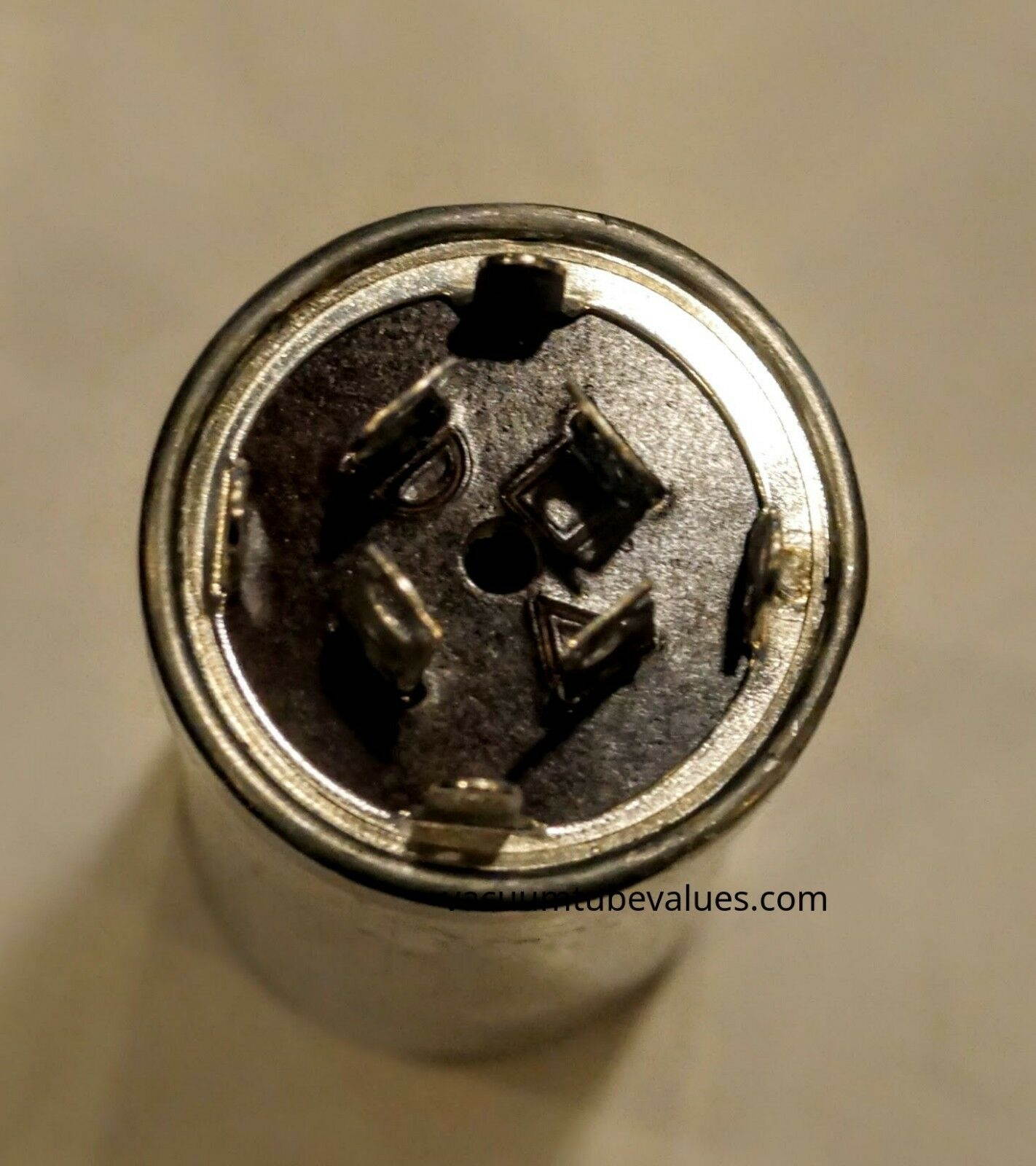 FOUR Capacitor  CE MFG CAN ELECTROLYTIC MALLORY  525V, 40/40/20/20&micro;F USA MFD