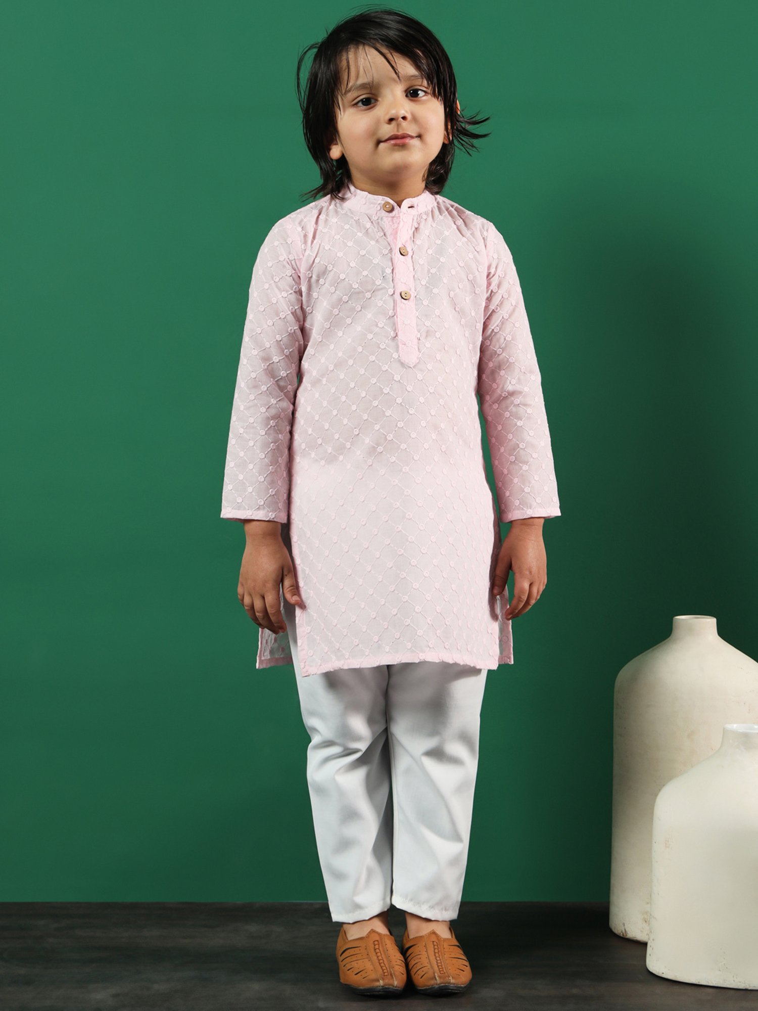 READIPRINT FASHIONS Kids Pink & White Embroidered Full Sleeves Kurta with Pyjamas