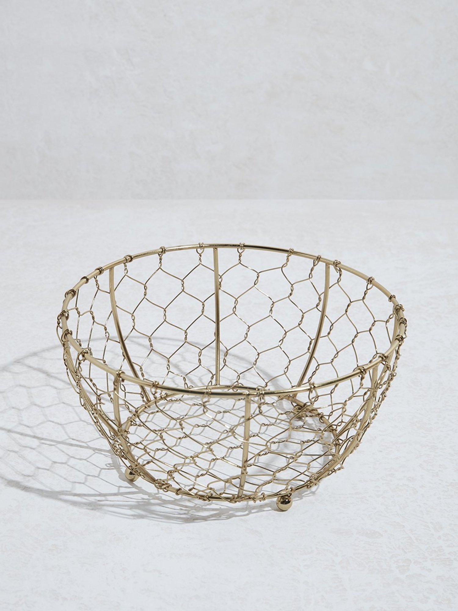 Westside Home Gold Wired Fruit Basket