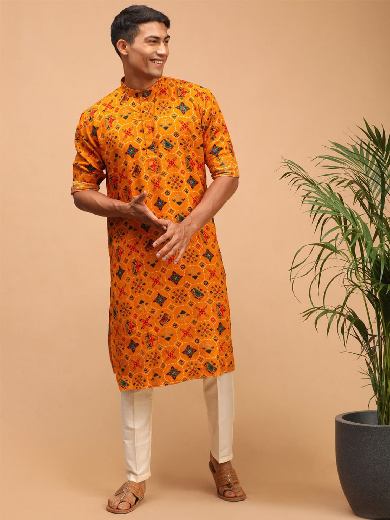 Manthan Fawn & White Regular Fit Kurta