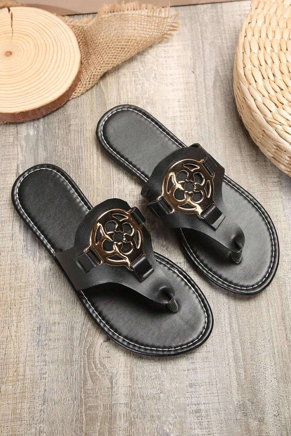 Black Vintage Metal Decor Leather Thong Slides Shoes