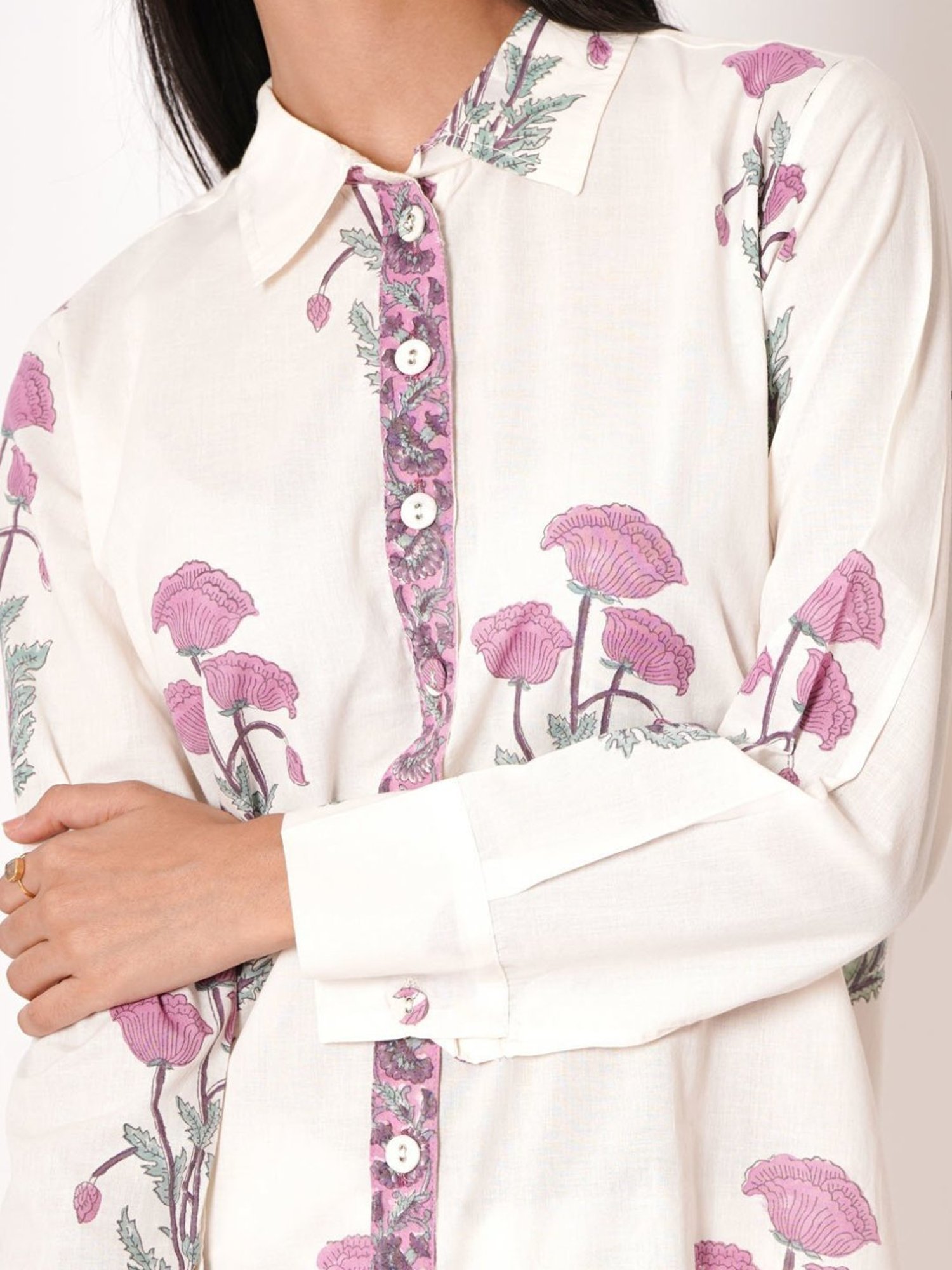 Kameez by Pooja White Handblock Floral Print Cotton Co-ord Set (Set of 2)