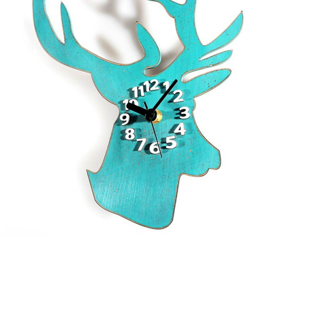 European Classic Silent Wall Clock Cool Rural Wooden Deer Head Clock Wall Decoration Gift (Brown)