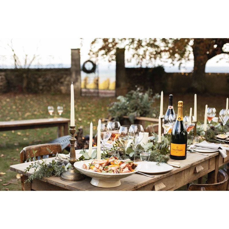 Veuve Clicquot Yellow Label Brut Champagne -1.5L Bottle