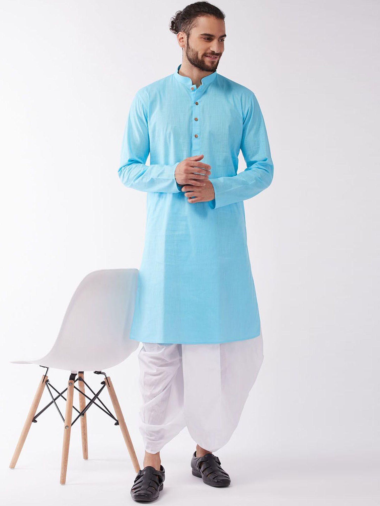 Vastramay White Cotton Straight Fit Embroidery Ethnic Suits