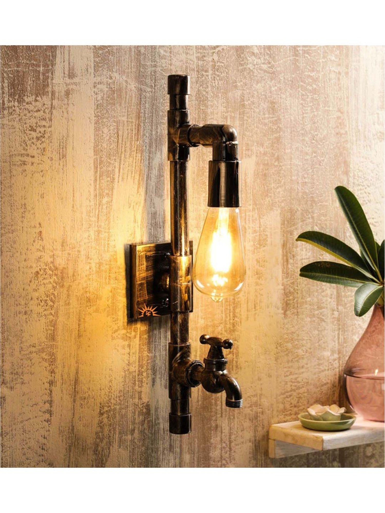 DecorativeRay Antique Gold PVC Wall Light - Set of 1