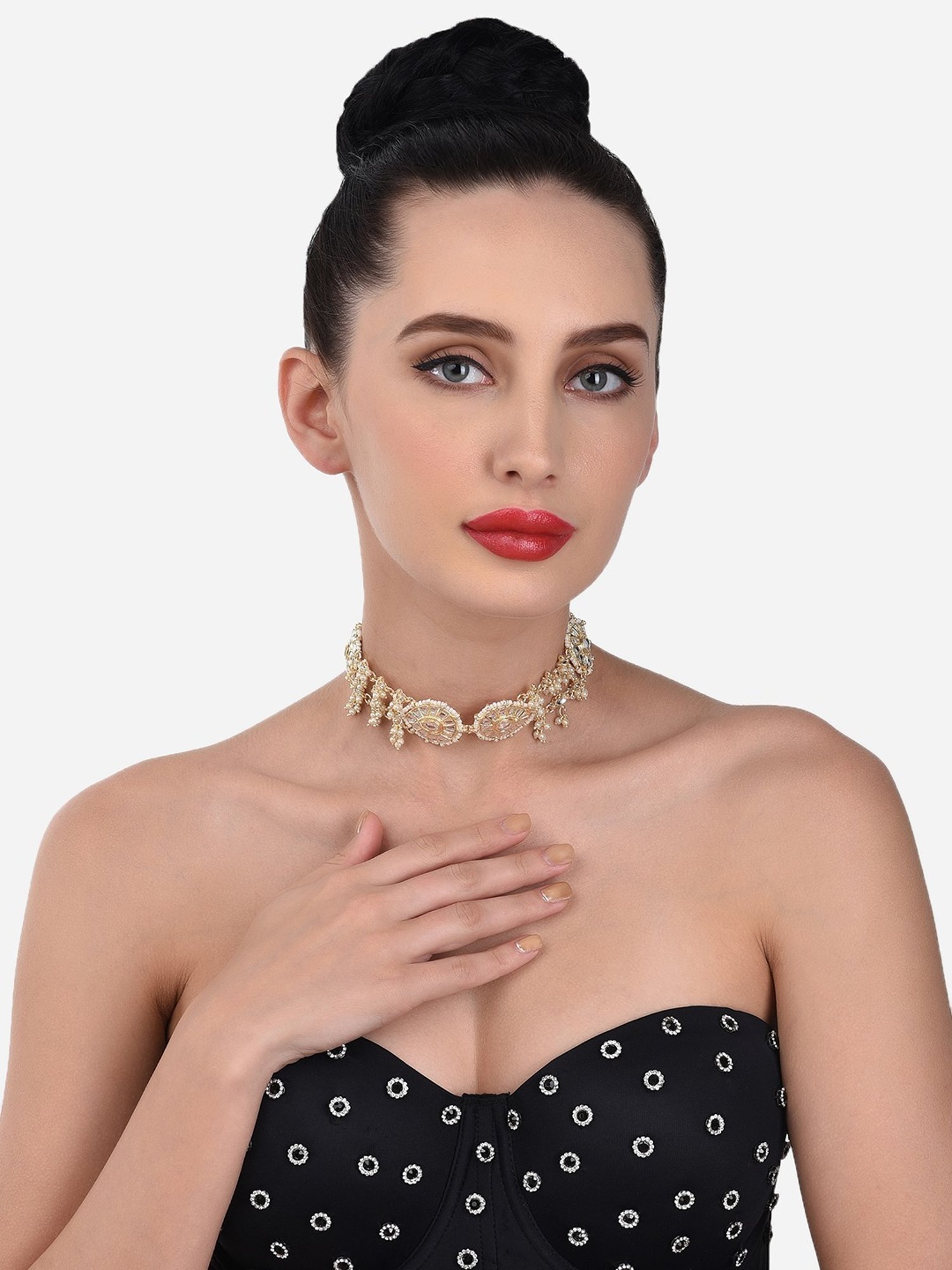 Zaveri Pearls Gold Tone Tilak Shape Kundan & Pearls Bridal Head Chain-ZPFK13068