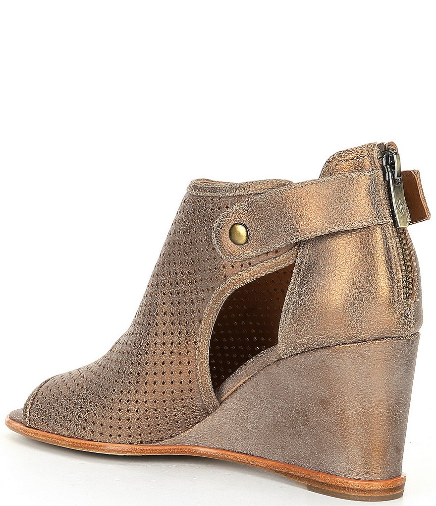Donald Pliner Lottie Brushed Metallic Leather Wedges