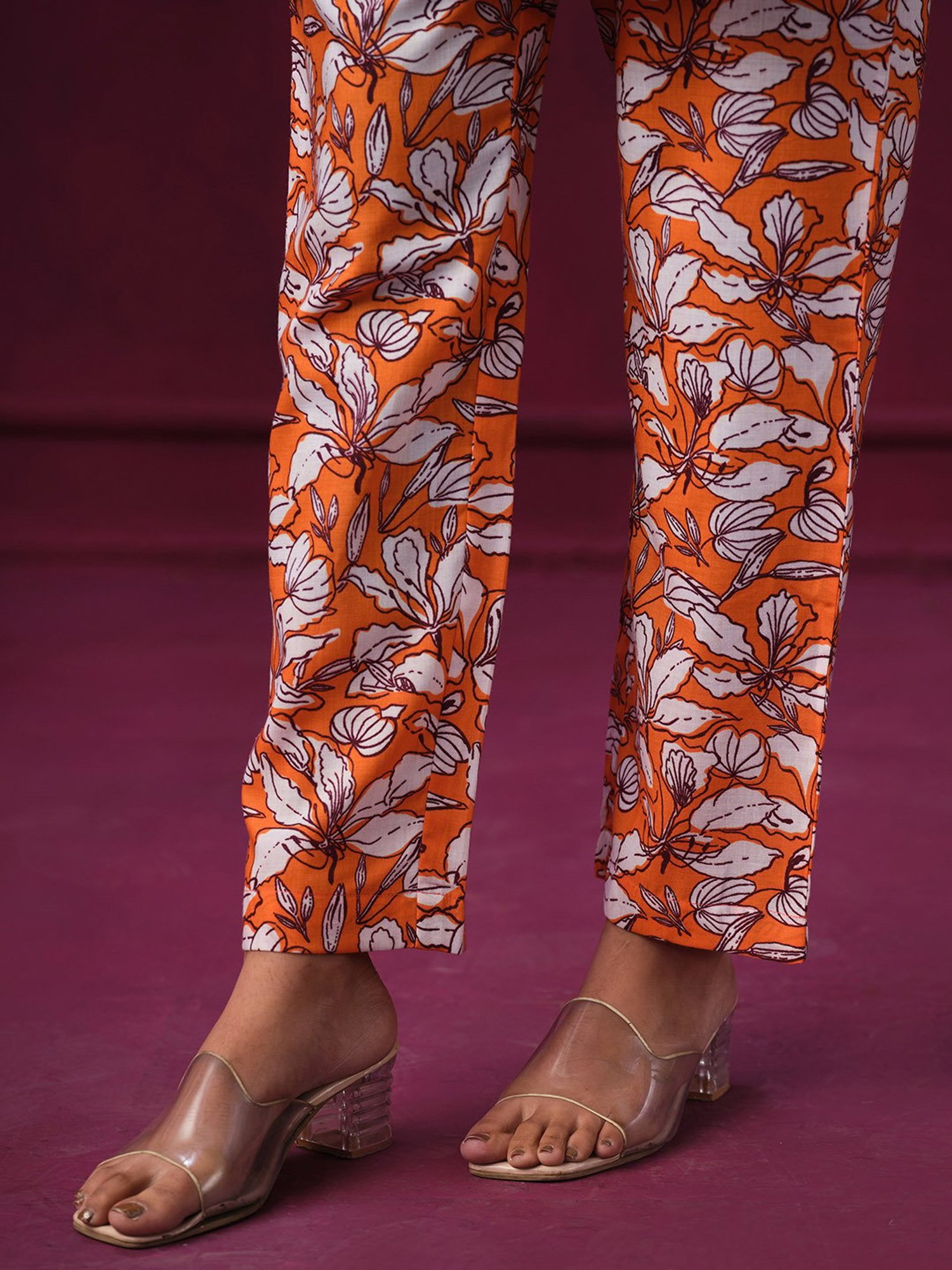 Anubhutee Peach Printed Kurti Pant Set