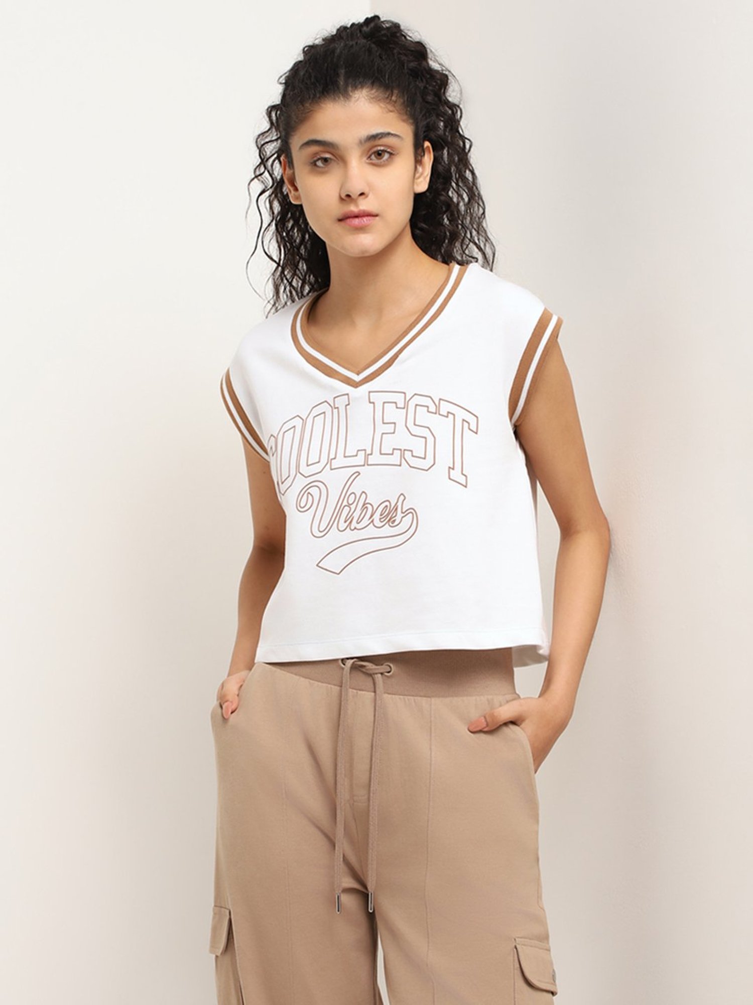 Studiofit by Westside White Contrast Print Crop T-Shirt