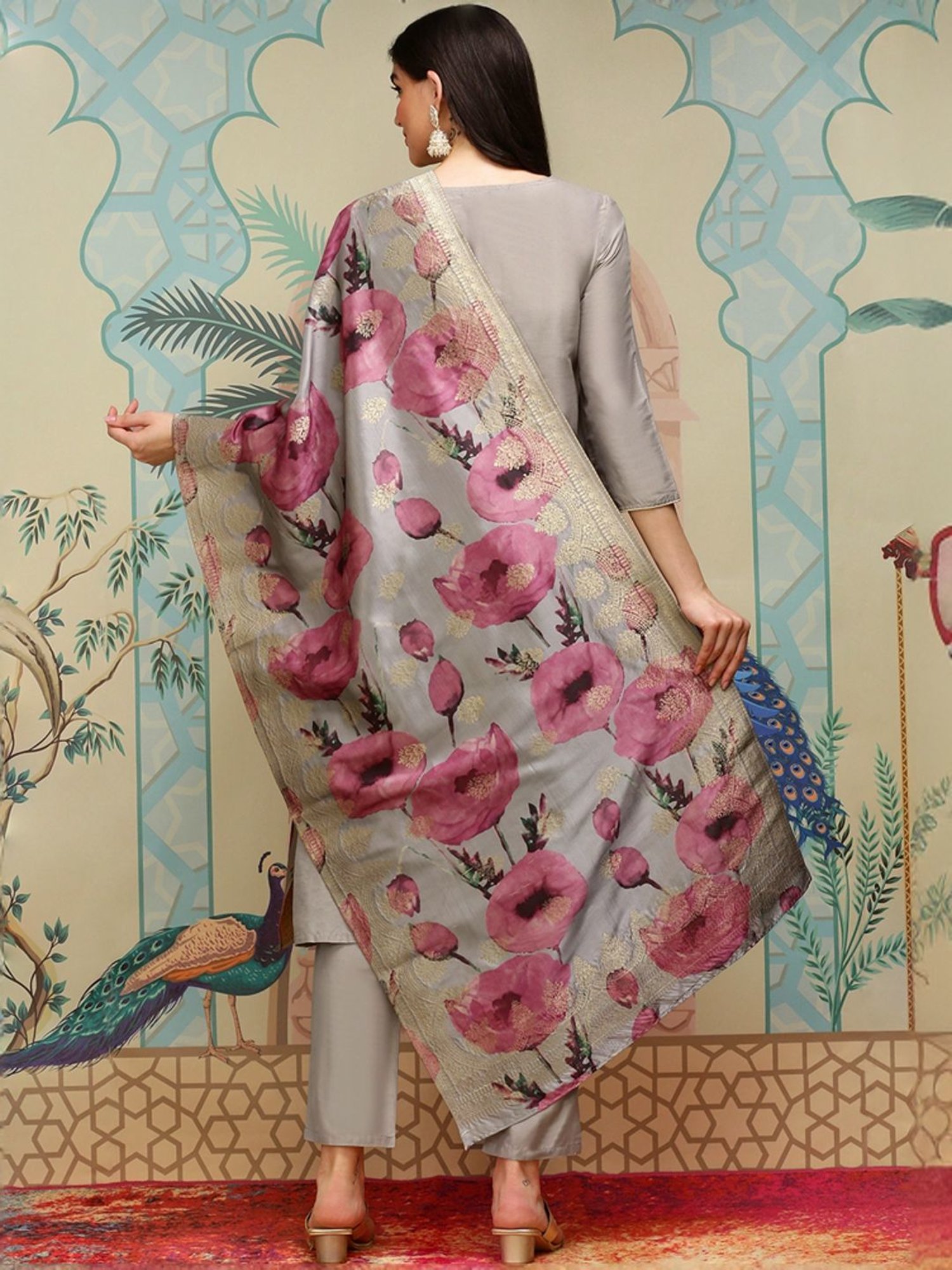 Ishin Grey Plain Kurta & Pants Set with Dupatta