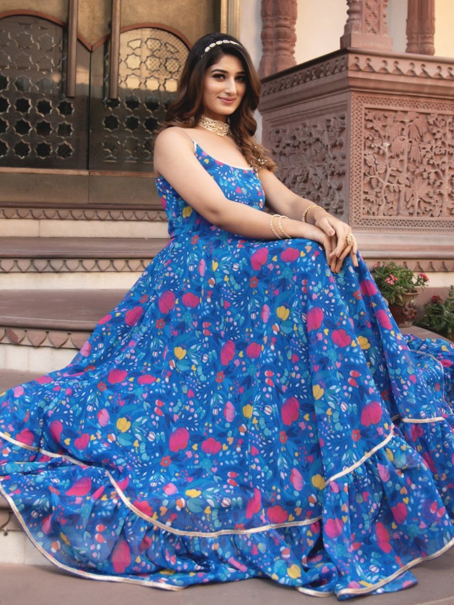 Calmna Butterfuy Blue Sleeveless Gotapatti Anarkali Ruffle Suit Set