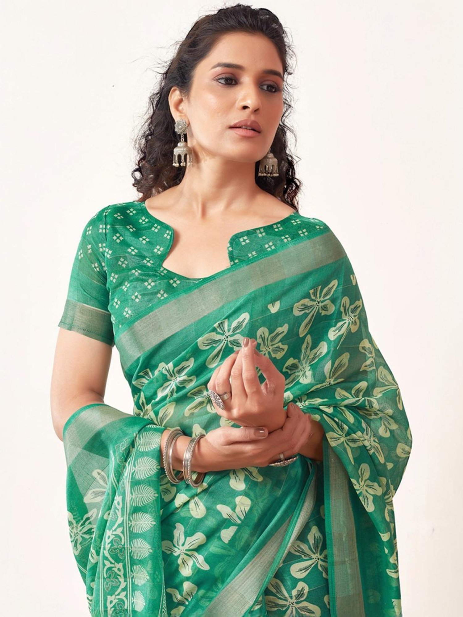 Satrani Green Floral Print Saree With Unstitched Blouse
