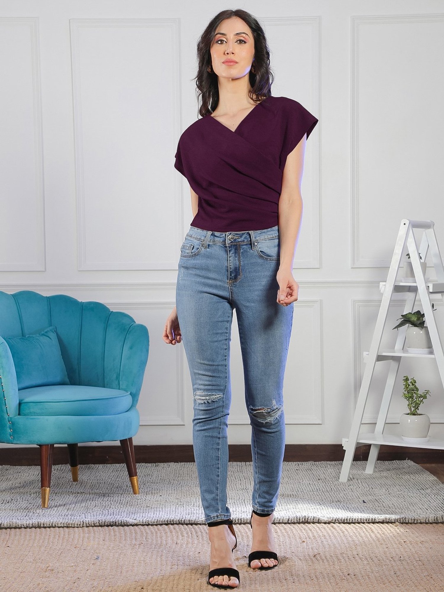 NEUDIS Wine Regular Fit Crop Top