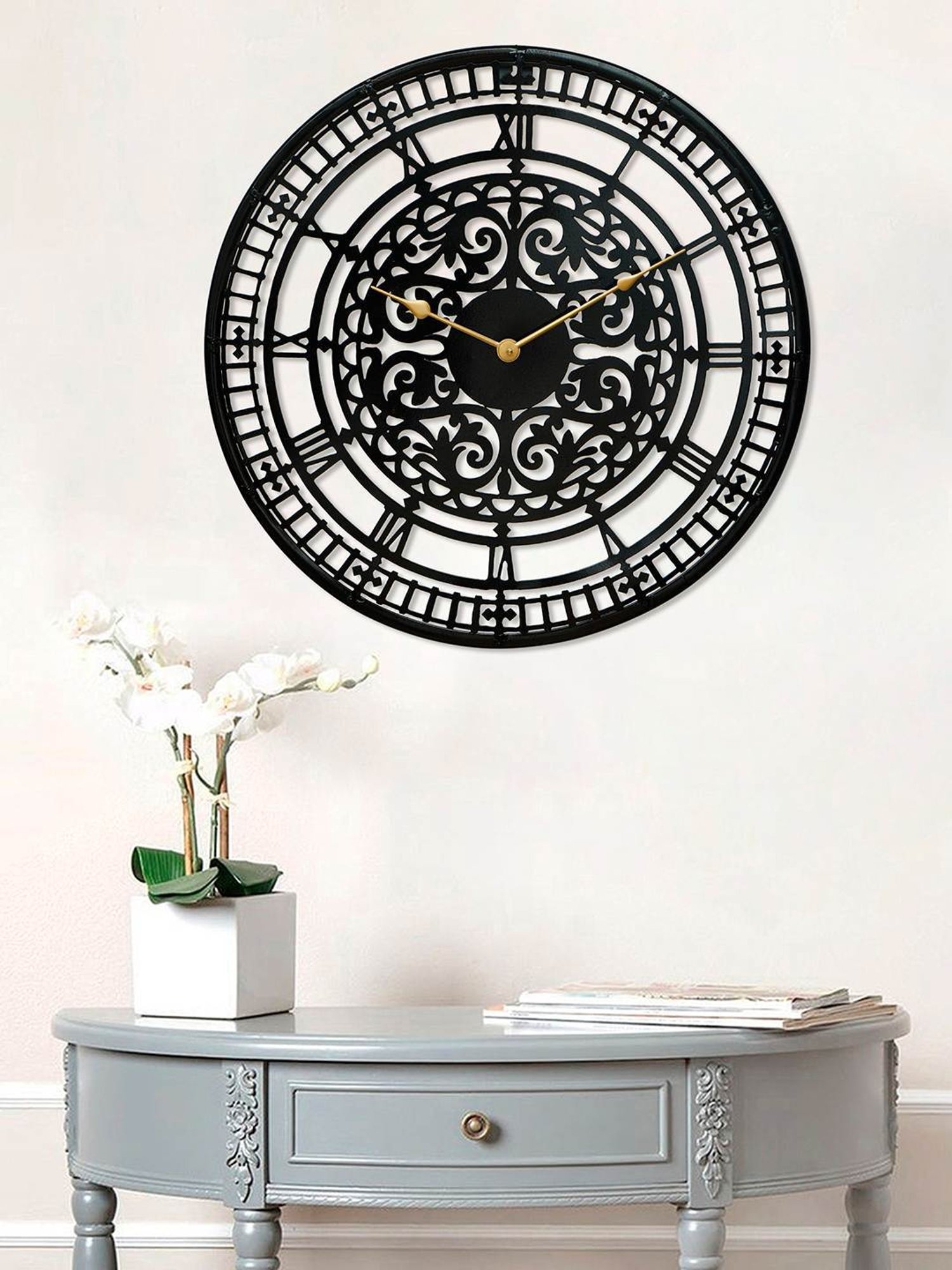 CHRONIKLE Round Black Iron Wall Clock