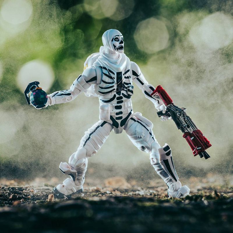 Fortnite - 1 Figure Pack Legendary Series Skull Trooper - Inverted