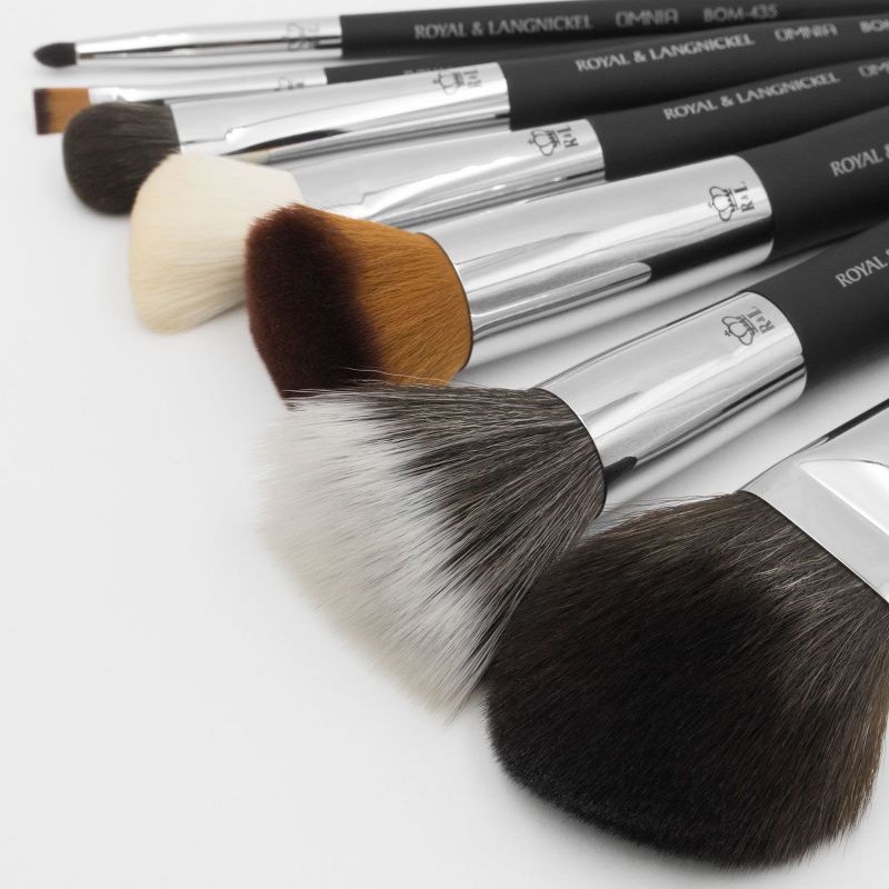 OMNIA Brush PROFESSIONAL 14pc Wrap Silver Makeup Brush Set with Wrap