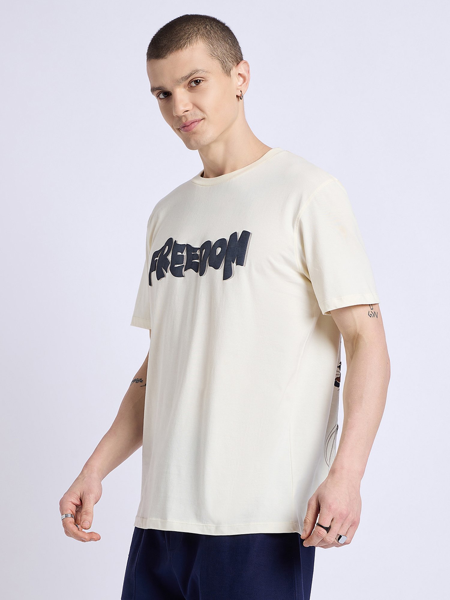 EDRIO Cream Regular Fit Printed Crew T-Shirt
