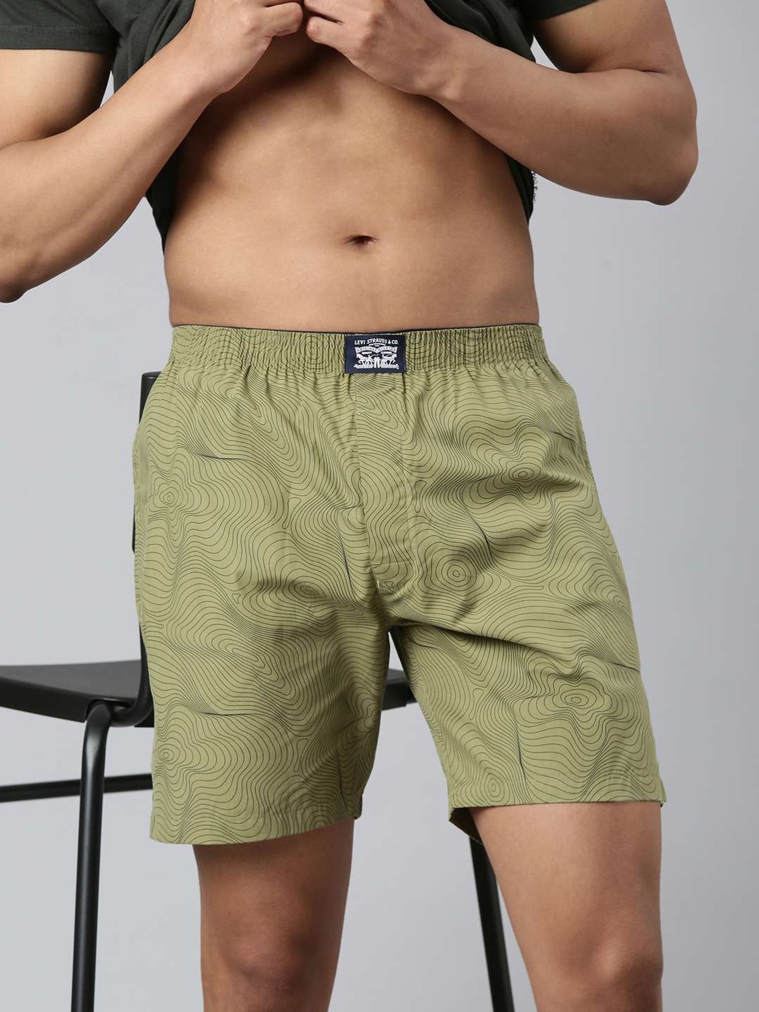 Levi'S Green Pure Cotton Relaxed Fit Printed Shorts