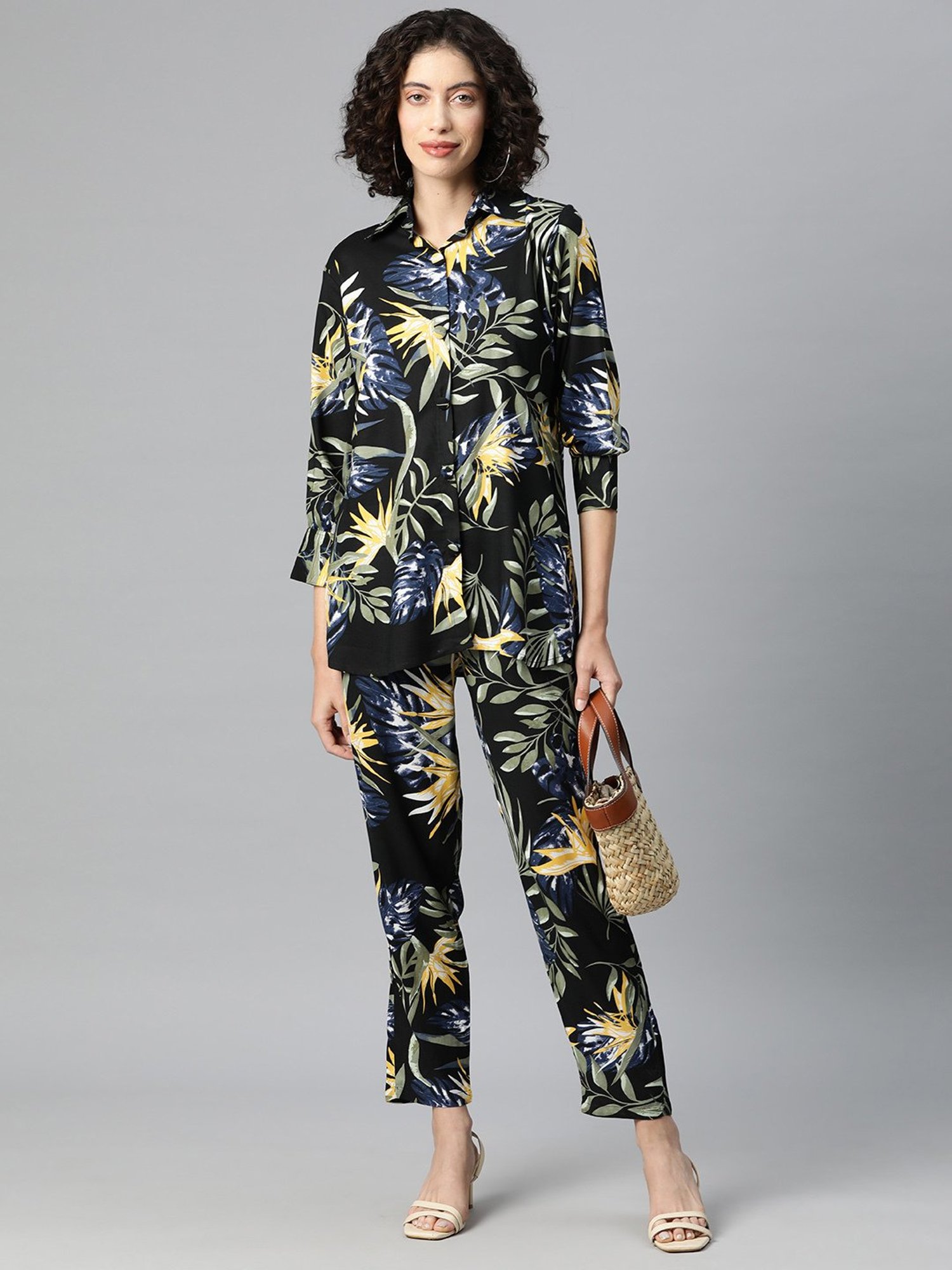 One Femme Black Print Shirt With Pants