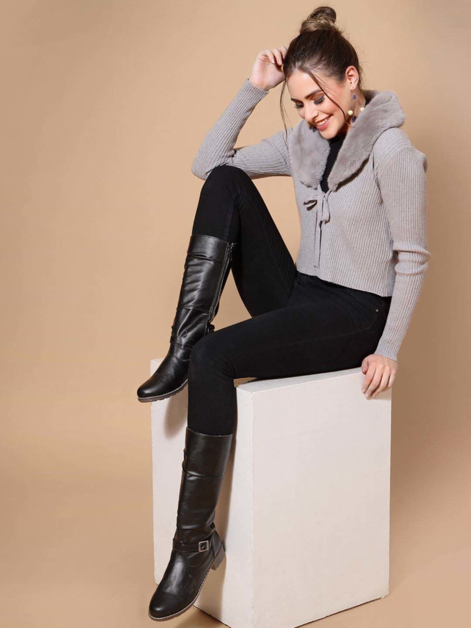 Mafadeny Grey Plain Cropped Cardigan