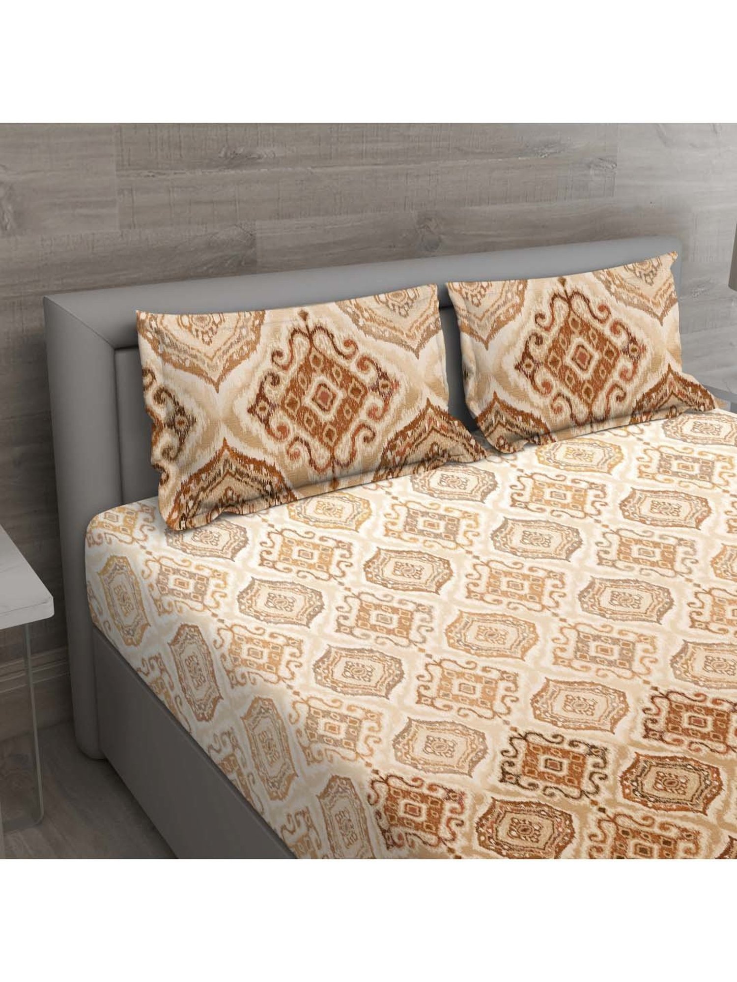 GM 'Matthiola' Brown Cotton 150 TC Double Bedsheet with 2 Pillow Covers