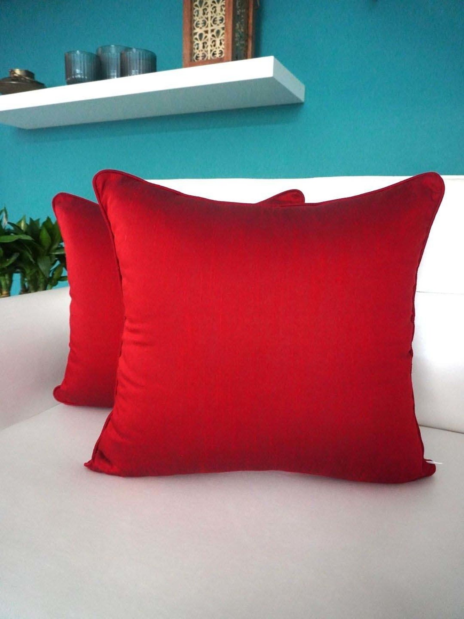 TARA Sparkling Homes Bagh-e-Khaas Red & White Cotton Cushion Cover - Set of 4