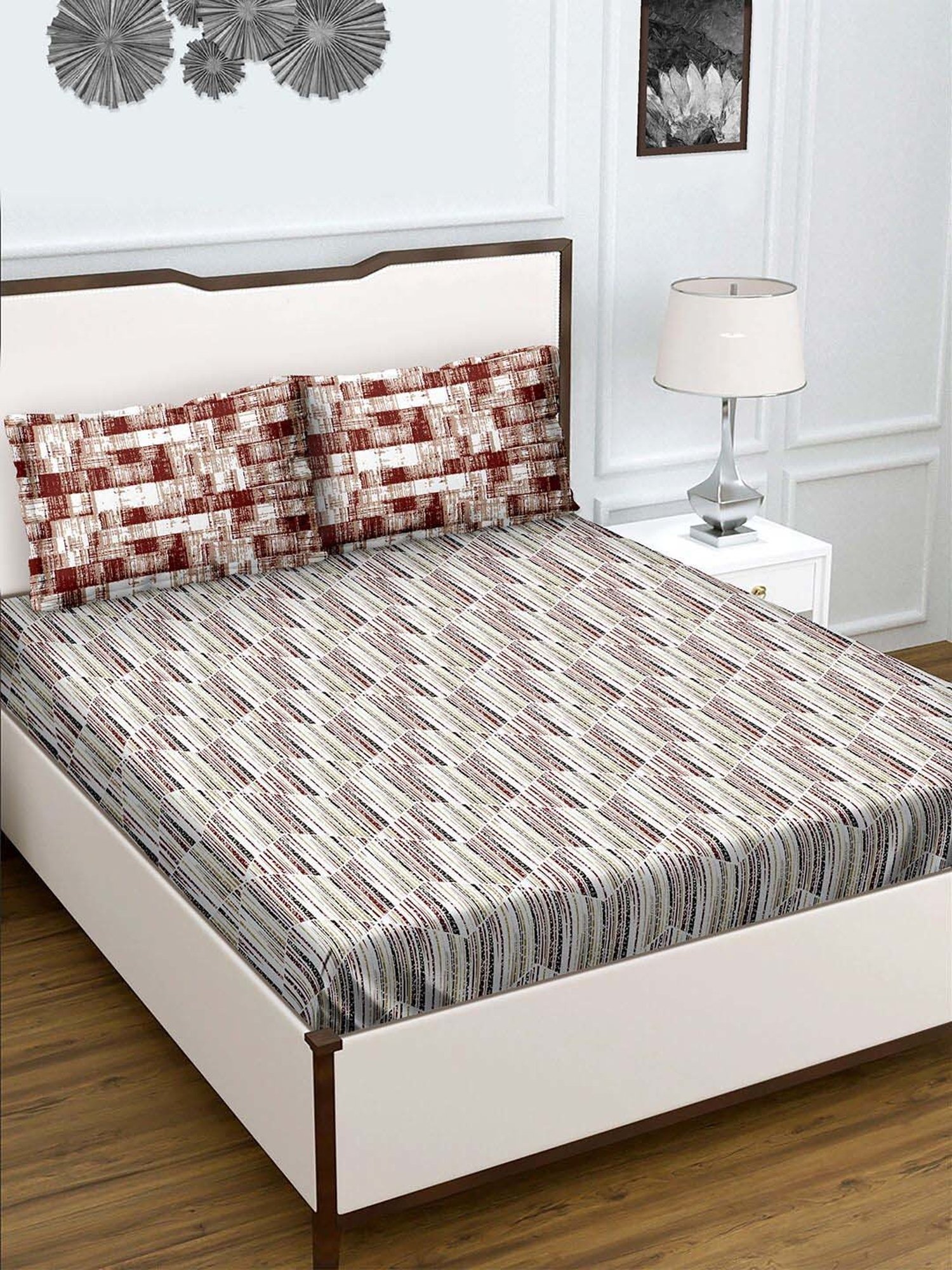 BELLA CASA Genteel Abstract Multicolor 180 TC Plain King Bedsheet with 2 Pillow Covers