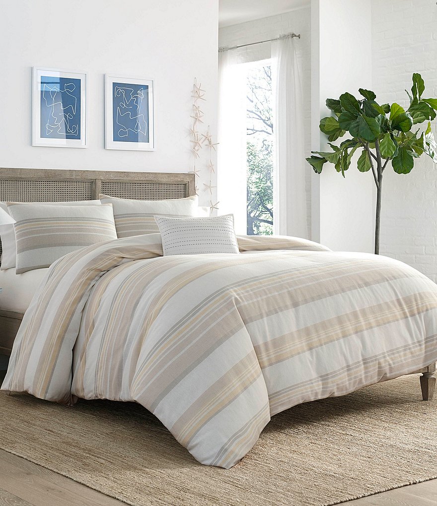 J. Queen New York Vera Bedding Collection
