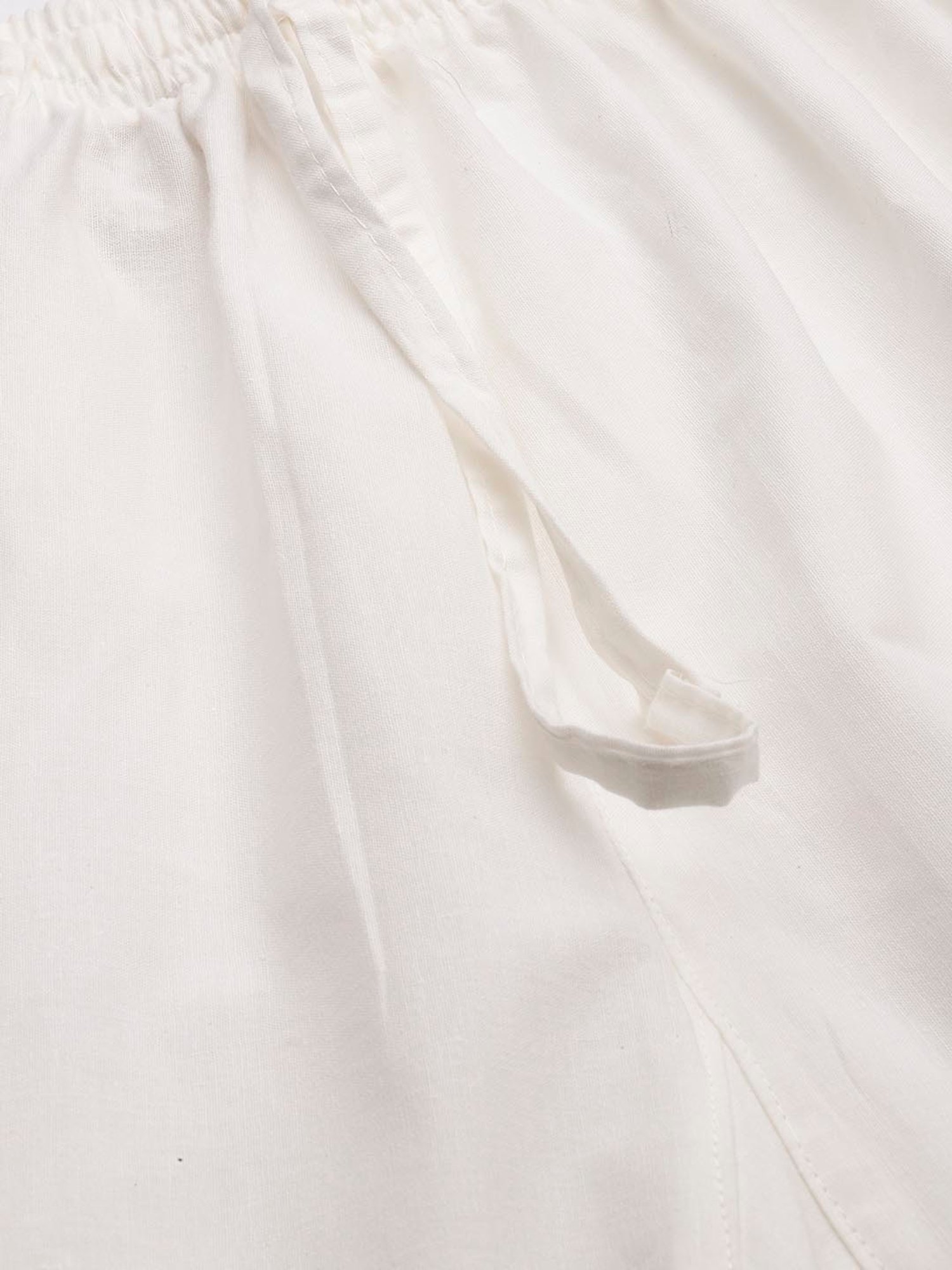 Manthan Cream Regular Fit Churidars