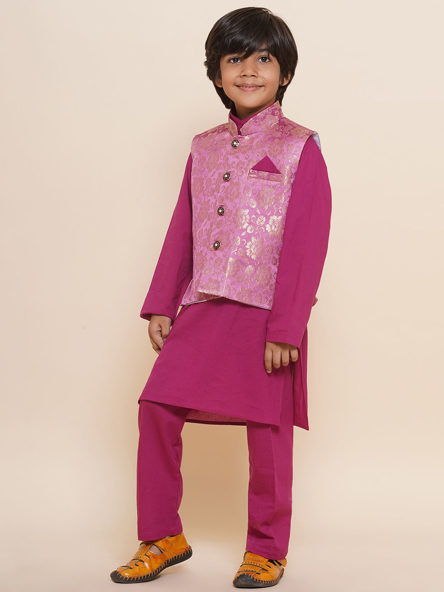AJ Dezines Kids Pink Floral Print Full Sleeves Kurta, Pyjamas & Waistcoat