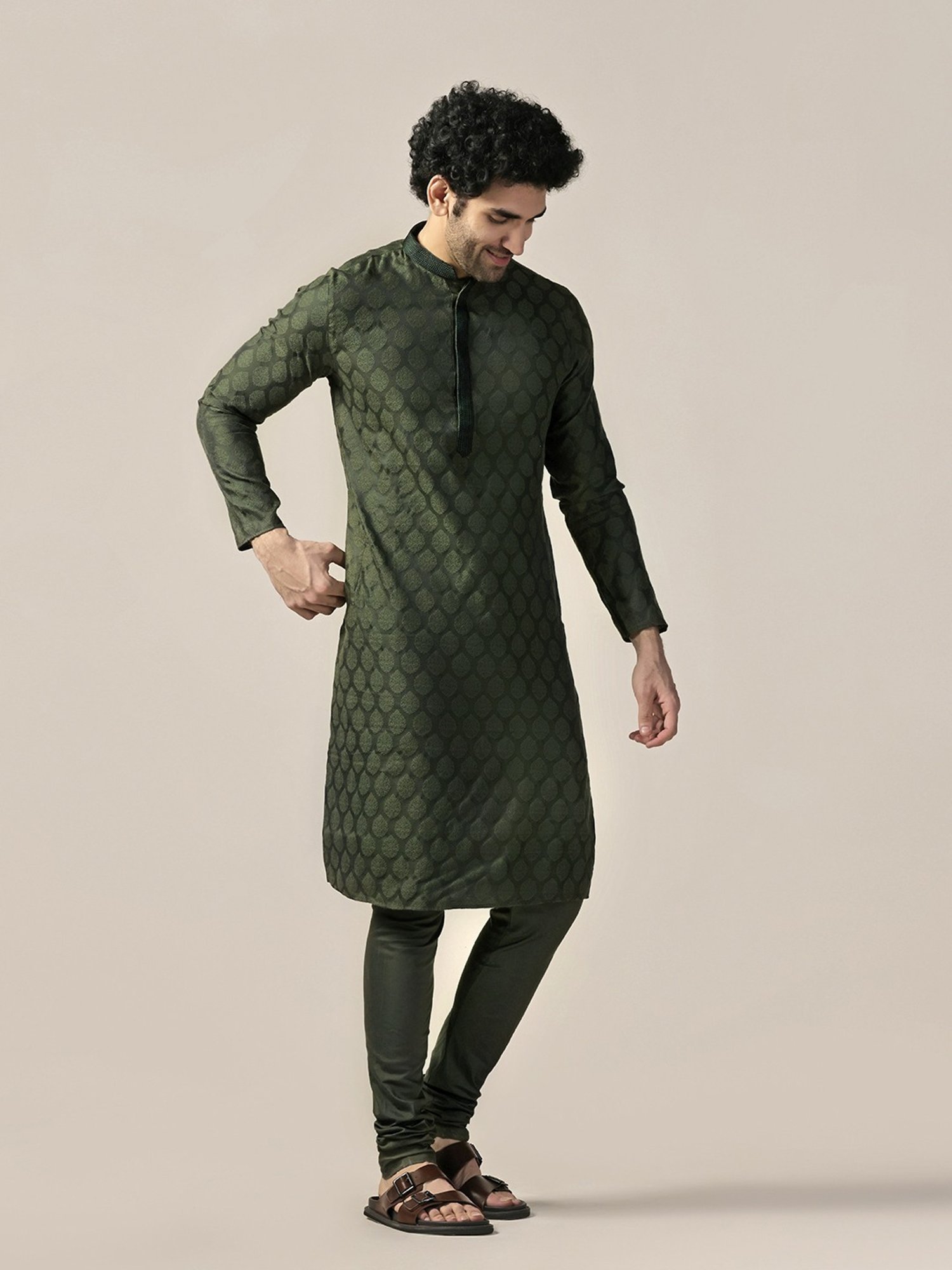 Kisah Green Regular Fit Embroidered Kurta Bottom Set