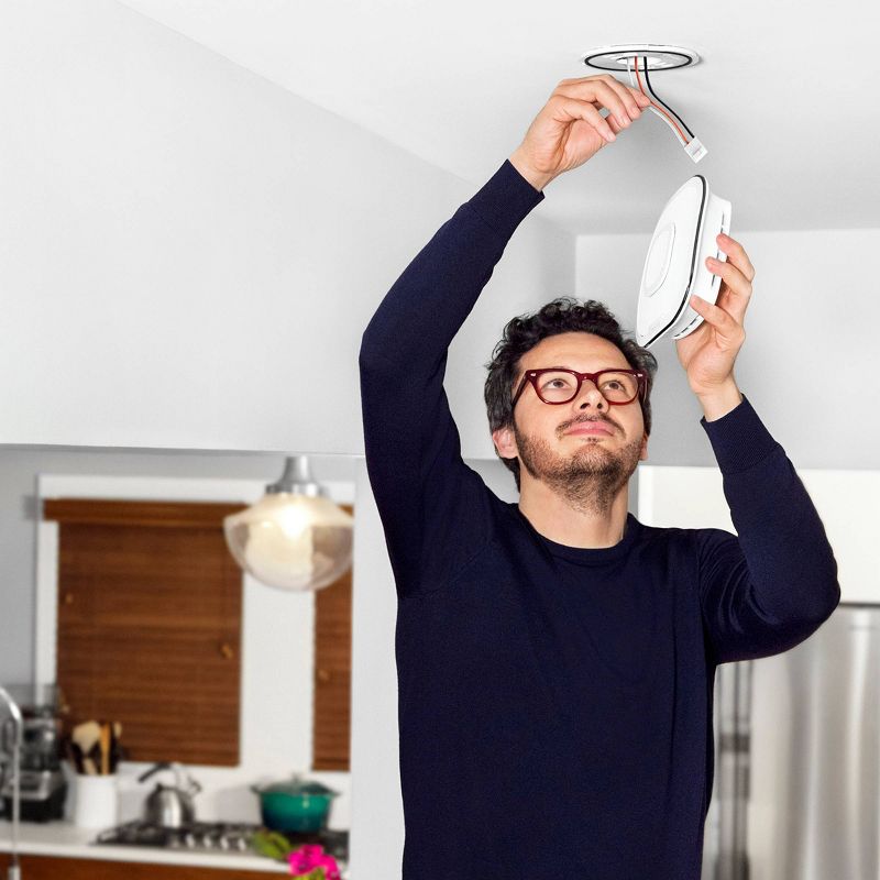 First Alert Onelink Safe & Sound Hardwired Alexa-Enabled Smoke & Carbon Monoxide Detector with Premium Home Speaker