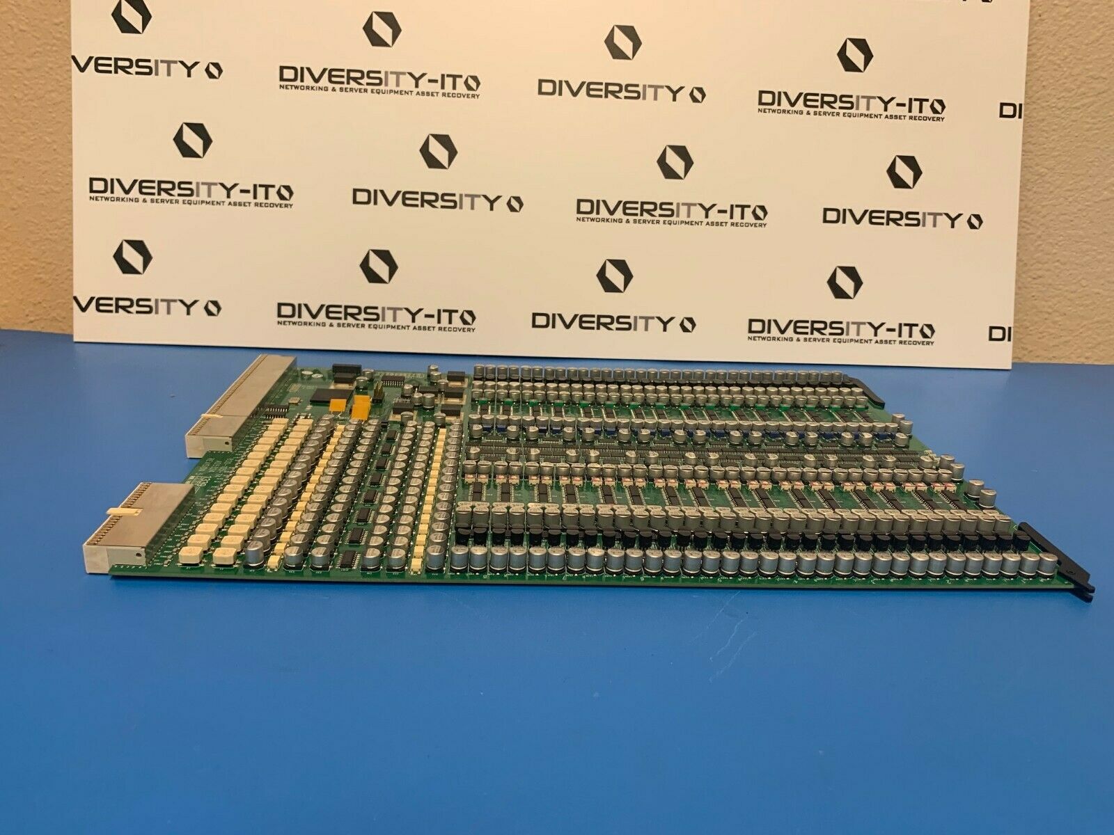 Calrec 800-105-83 Rev 4 AD5324-2 Zeta 100 ADC Mono Analog Mic/Line Input Card