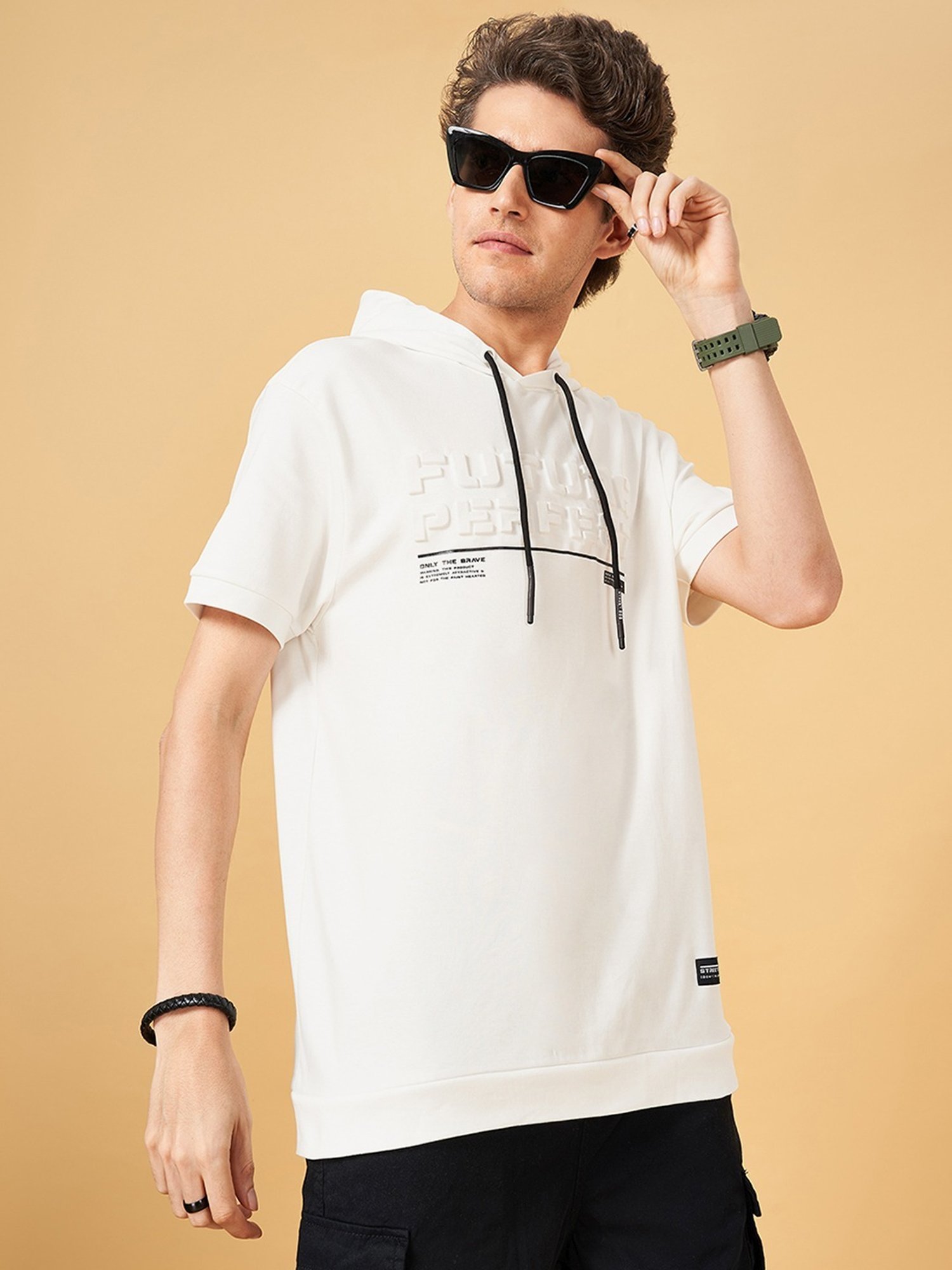 Street 808 by Pantaloons Snow White Cotton Regular Fit Hooded T-Shirt