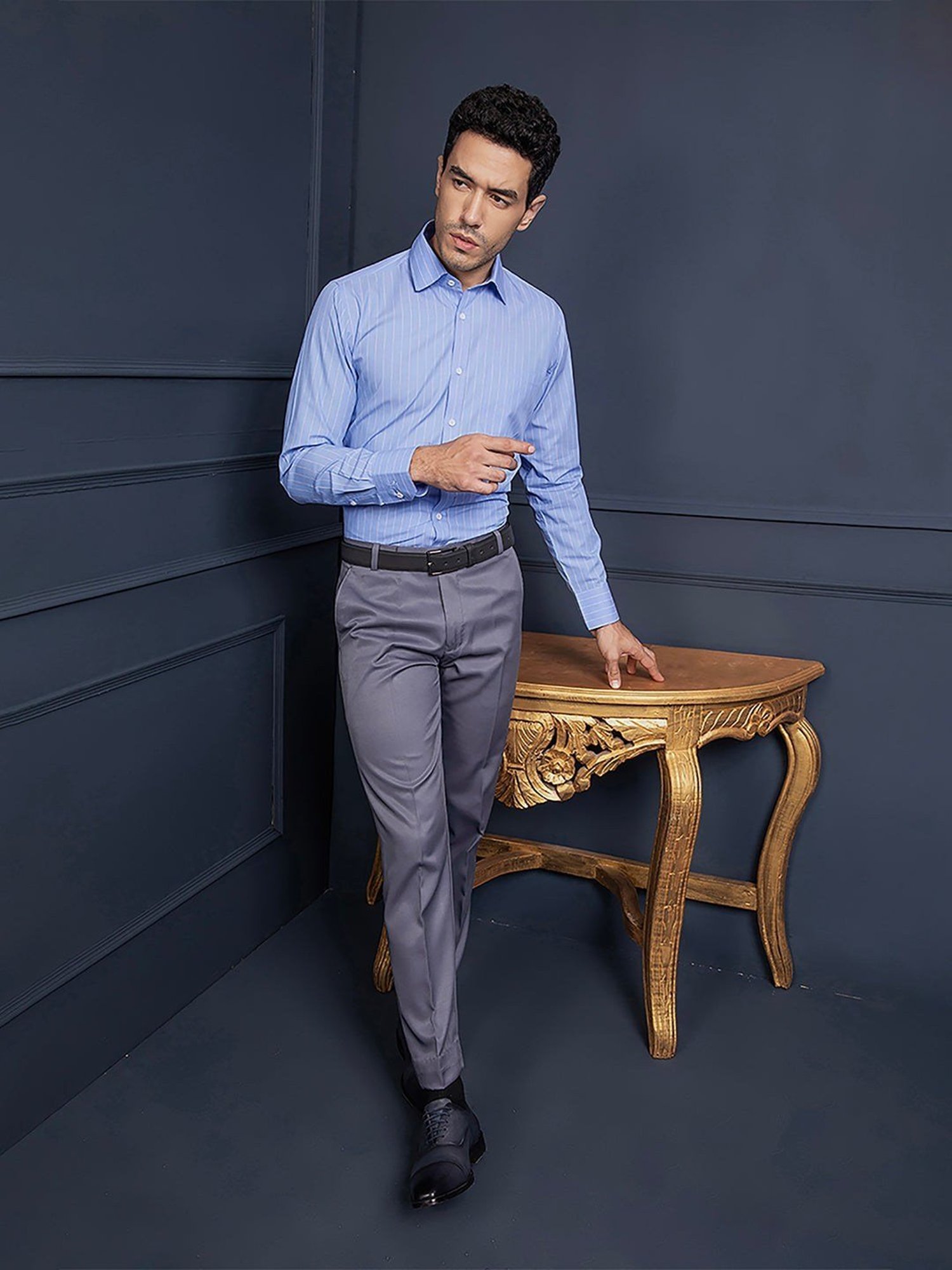 Louis Stitch Blue Cotton Regular Fit Striped Shirt