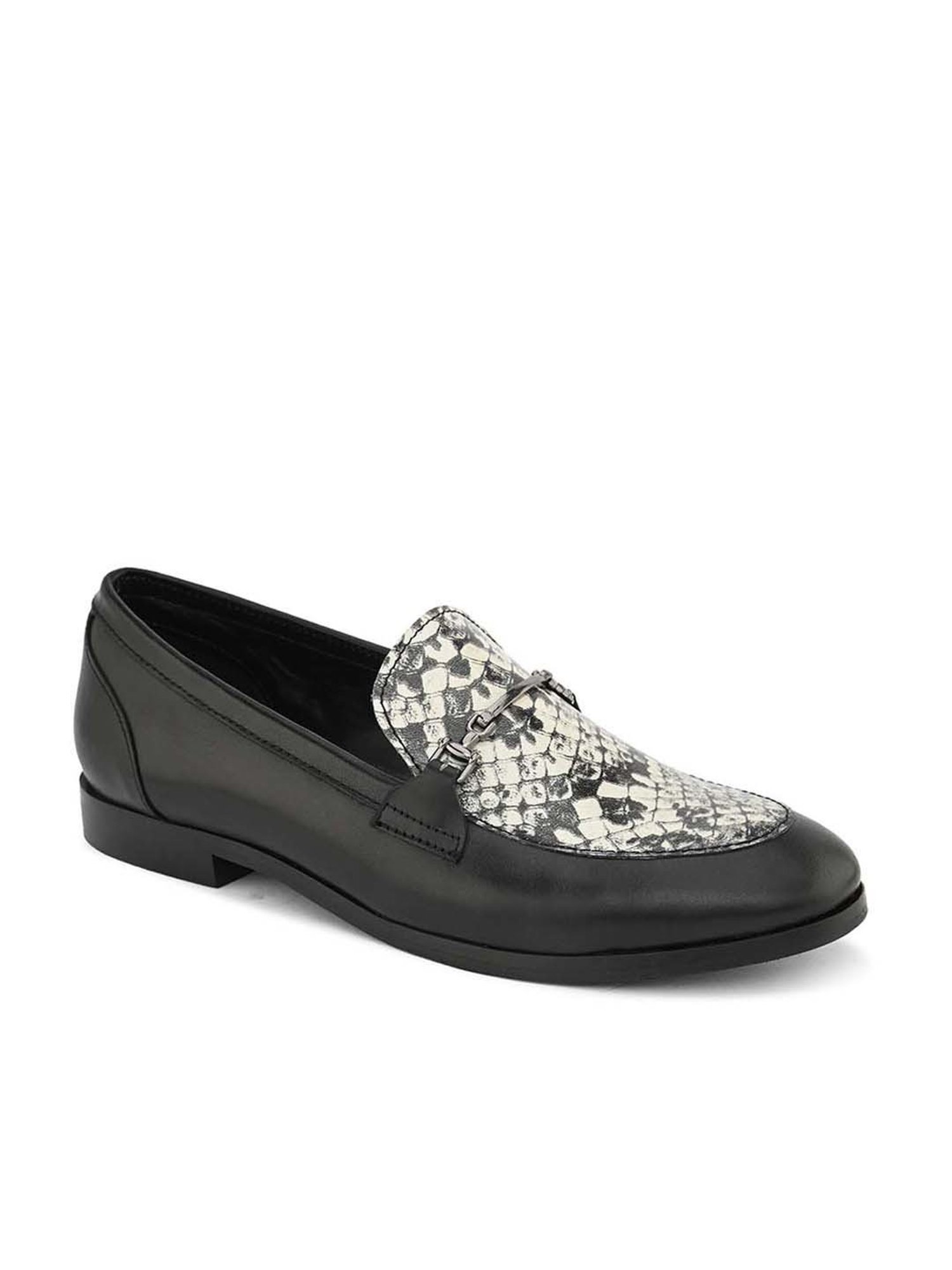 Carlo Romano Women's Black Casual Loafers