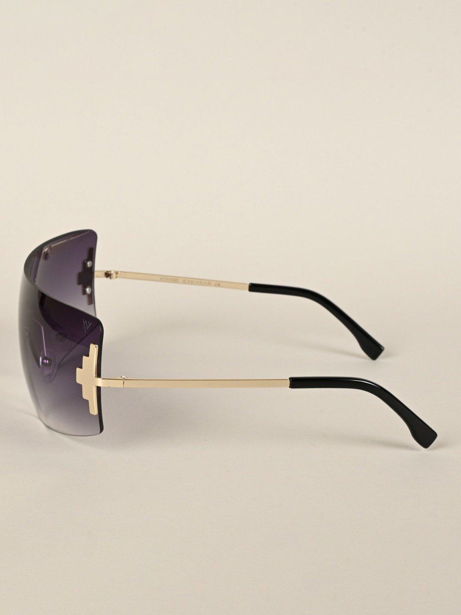 Voyage Black Wraparound UV Protection Unisex Sunglasses