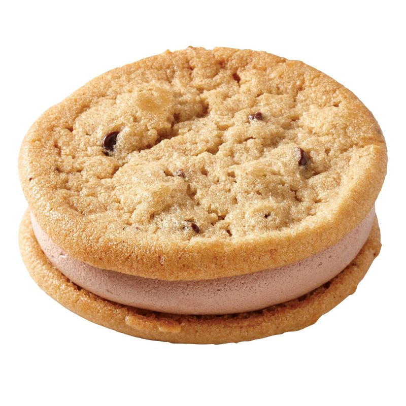 Thelma's Peanut Butter Chocolate Chip Ice Cream Sandwich - 5.2oz