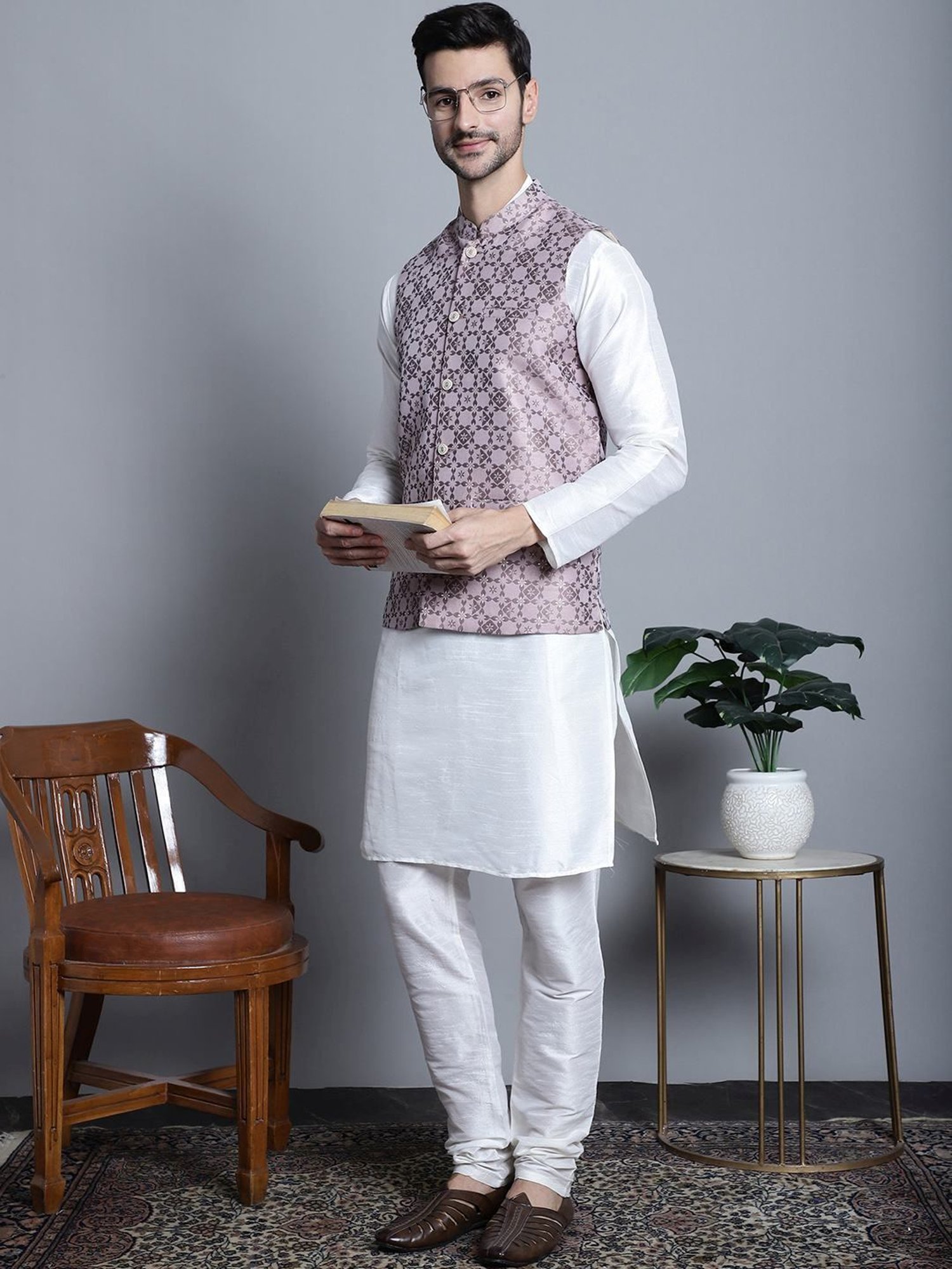 Jompers Magenta  Regular Fit Self Pattern Nehru Jacket