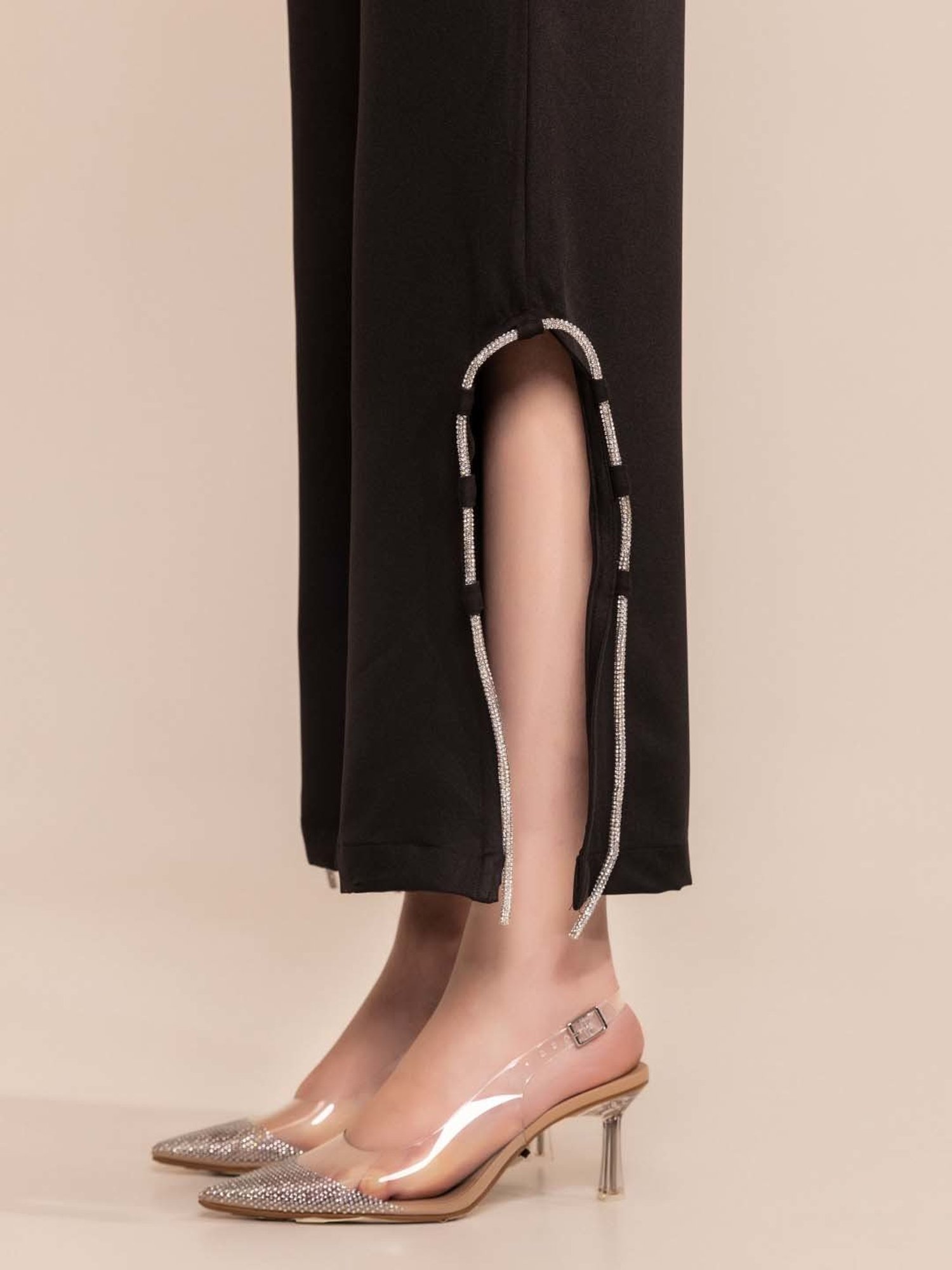 KAORI BY SHREYA AGARWAL Black Mid Rise Bootcut Trousers