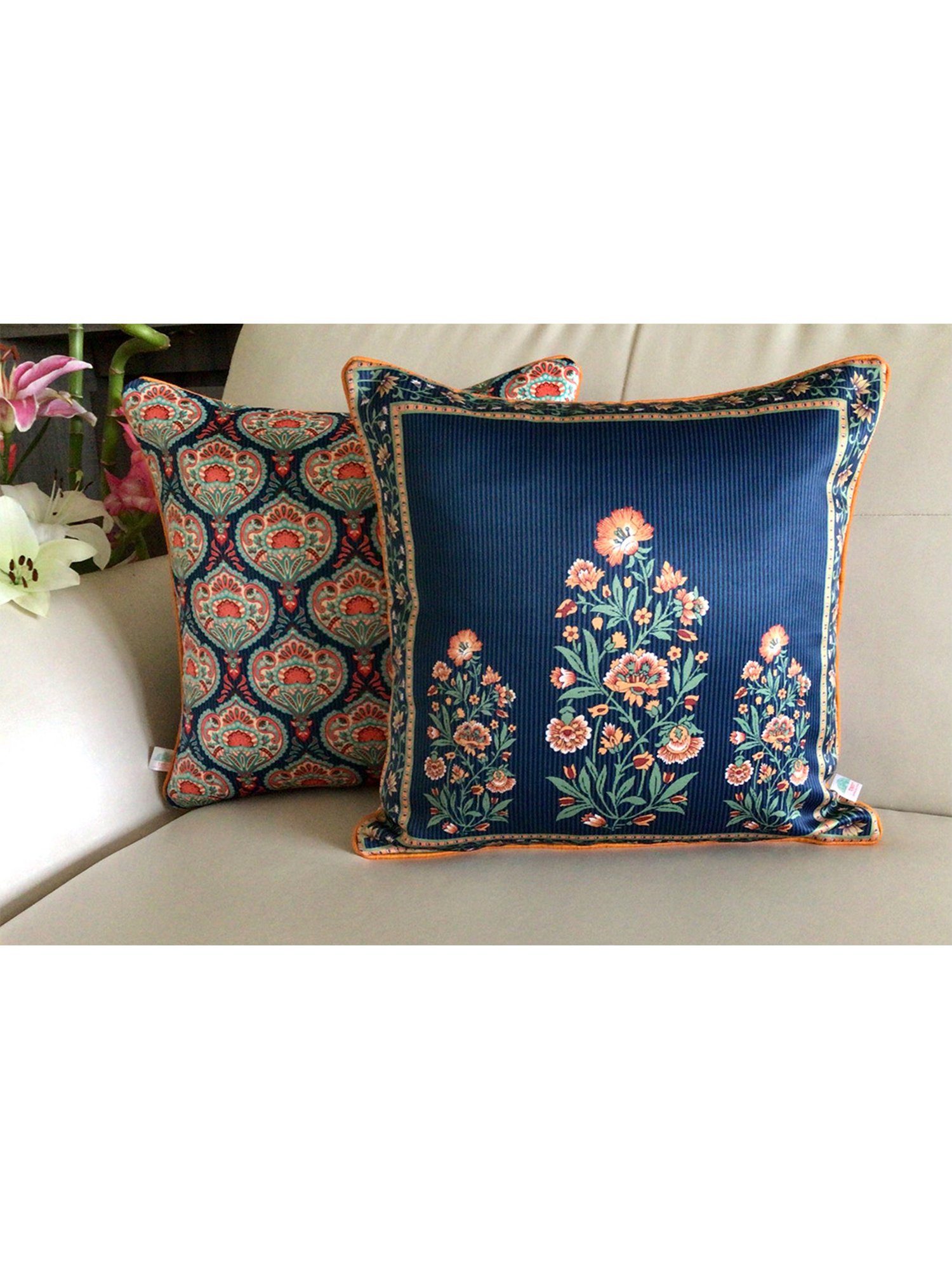 TARA Sparkling Homes Baghs of Gulmarg Blue Polycotton Printed Cushion Cover