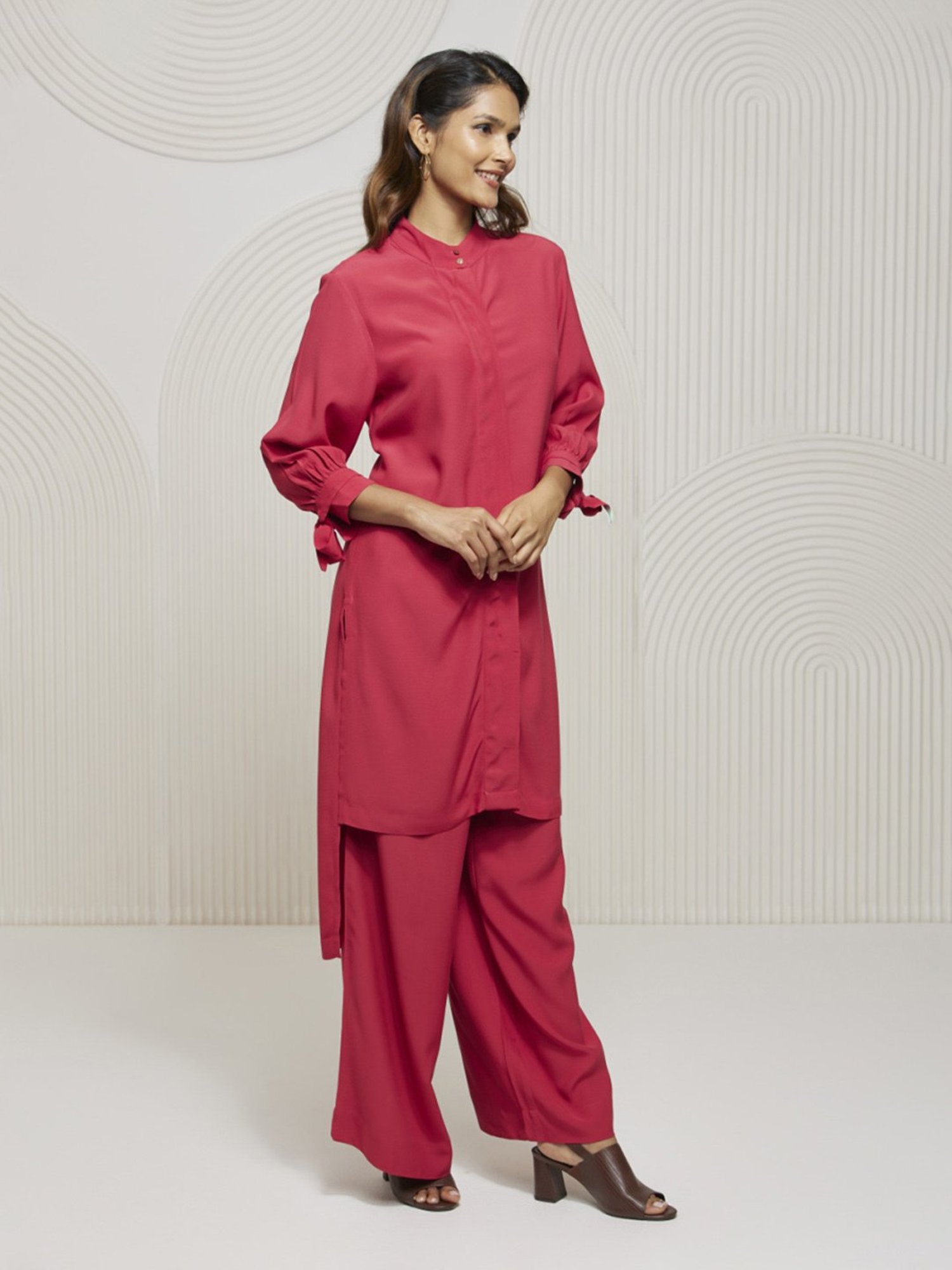 Artagai Tea Berry Broad Concealed Placket Kurta with Wide Cropped Trousers