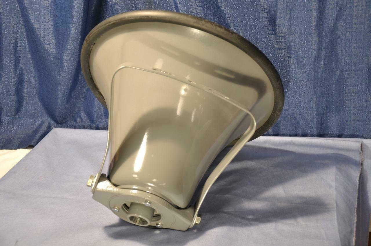 Atlas DR32 16.5" Round 95&ordm; Directional PA Horn & PD-30 30 Watt 8 Ohm Driver NOS