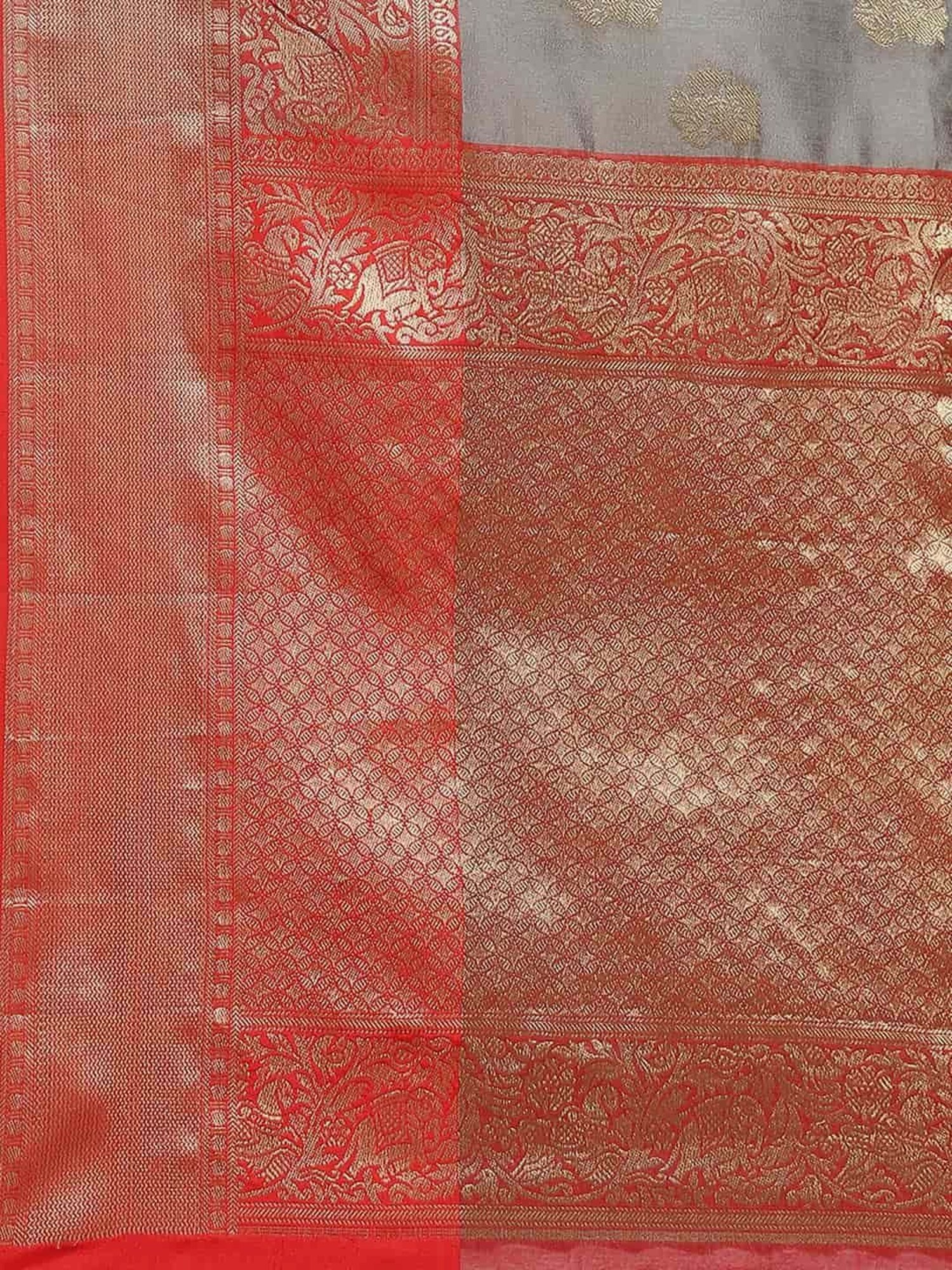Unnati Silks Grey Cotton Printed Saree With Unstitched Blouse