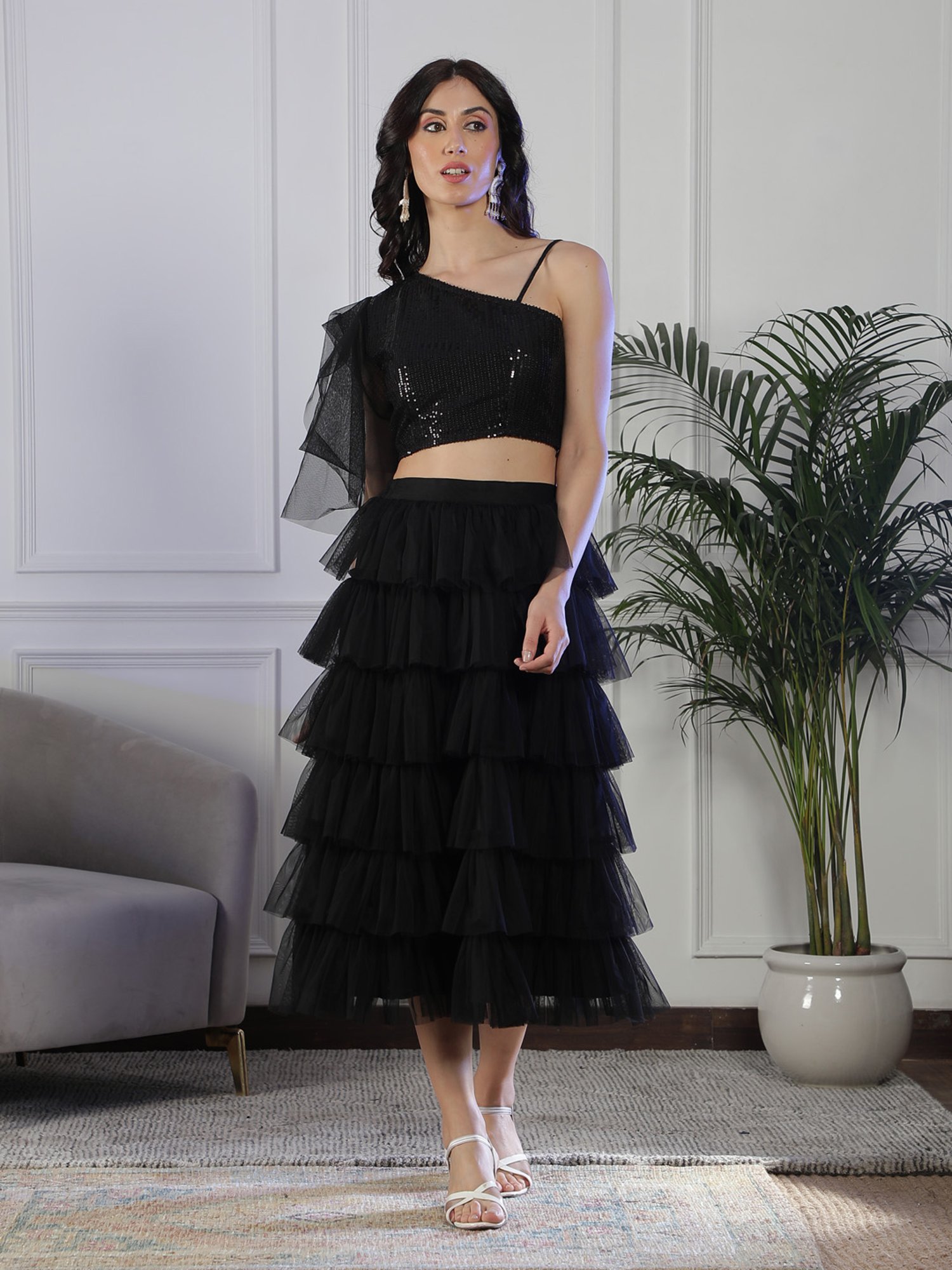 NEUDIS Black Above Knee Skirt