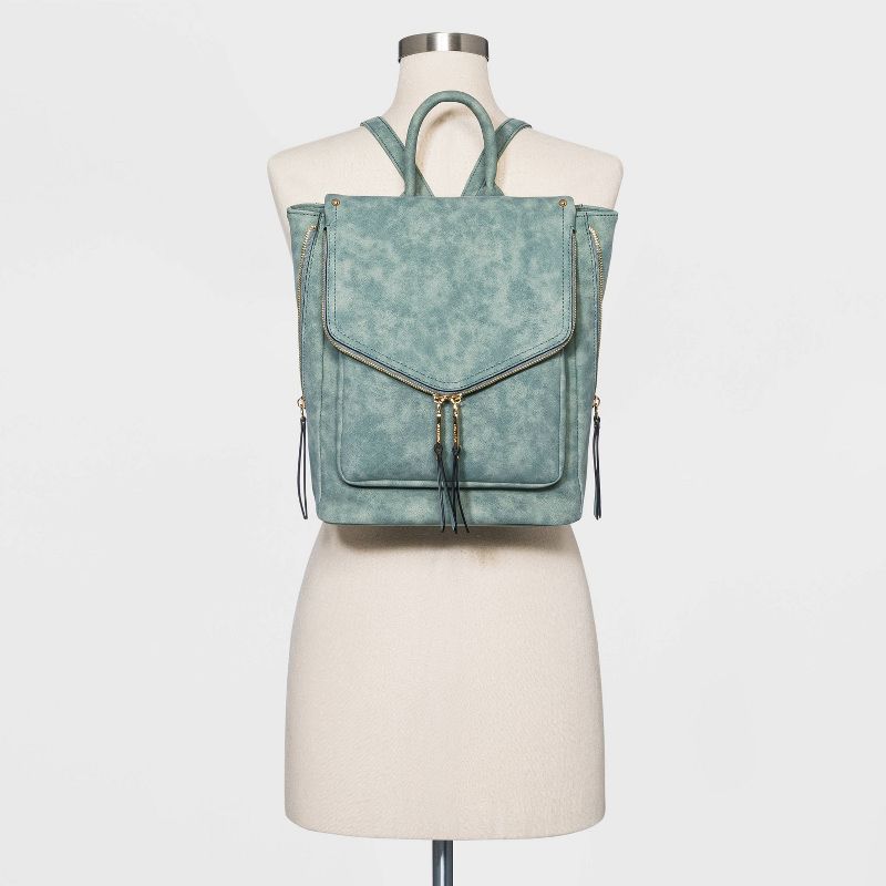 VR NYC Envelope Flap Backpack - Blue
