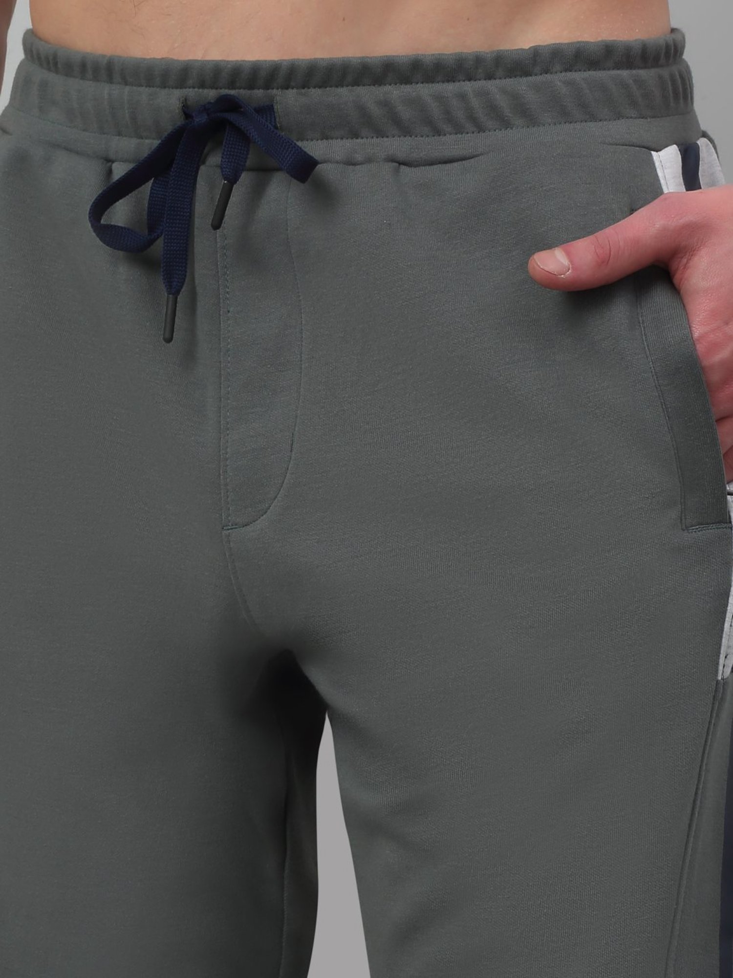 Cantabil Green Regular Fit Sports Shorts