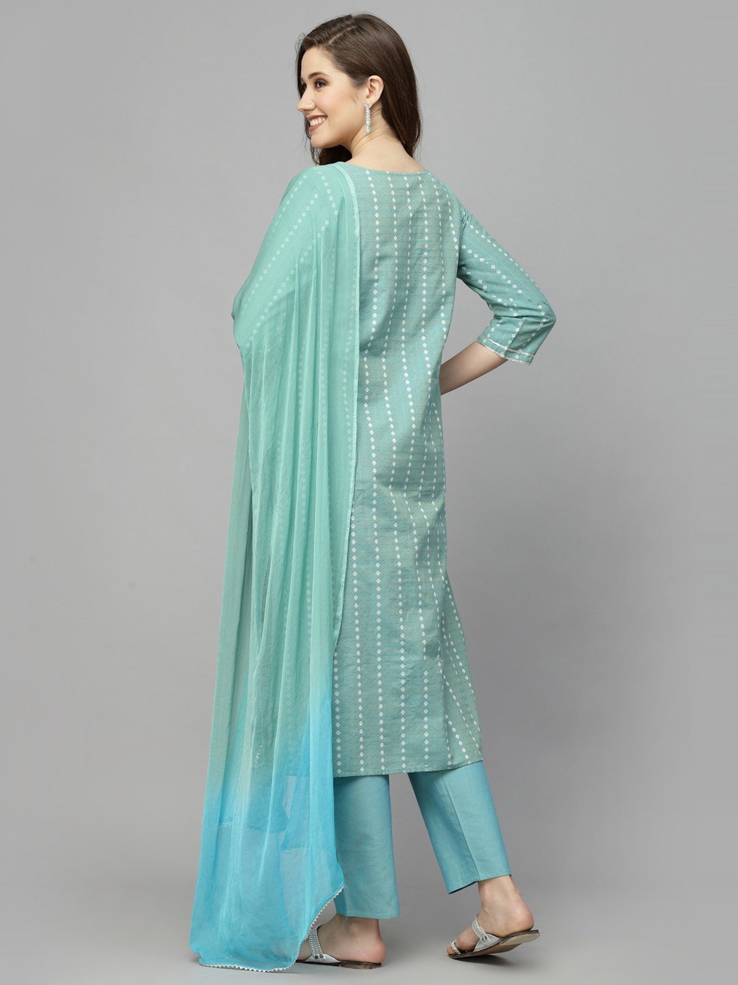 Stylum Green Embroidered Kurta Pant Set With Dupatta