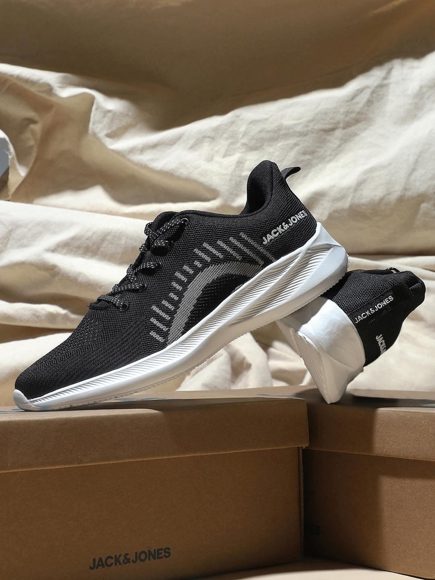 Jack & Jones Men's JFWA22 KASPER Black Casual Sneakers